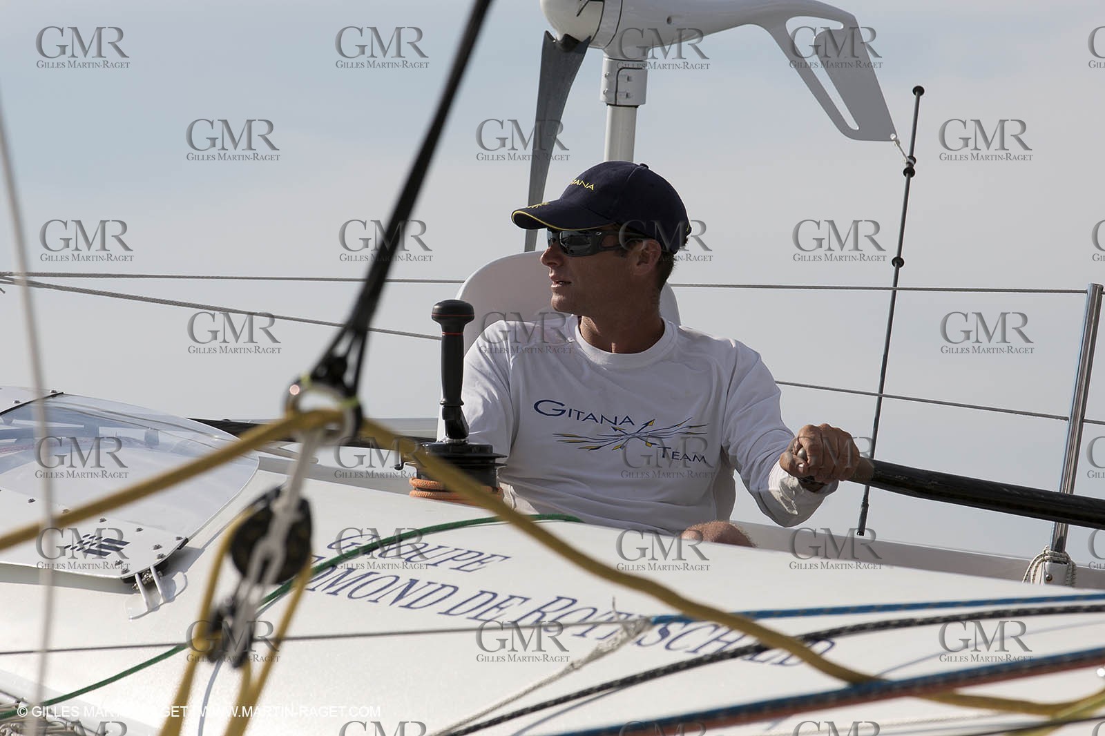 05 07 2012 - New York (USA) - Ocean Krys Race - Speed runs in fornt of NY city