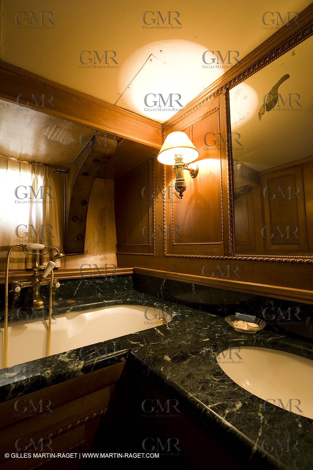 18-05-07 - Monaco - Zaca - Interiors