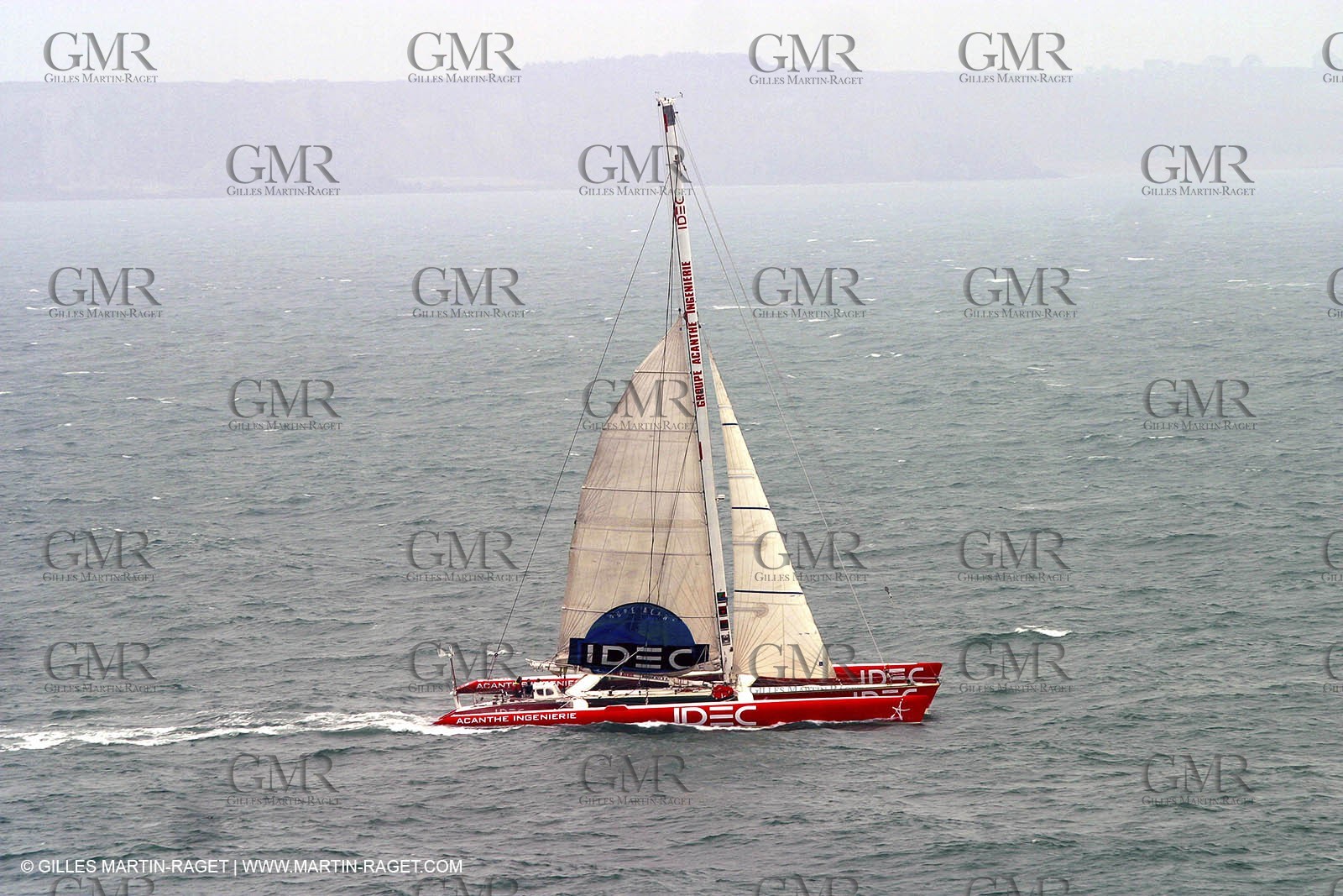 Round the world solo record - Idec - Francis Joyon - Brest finish