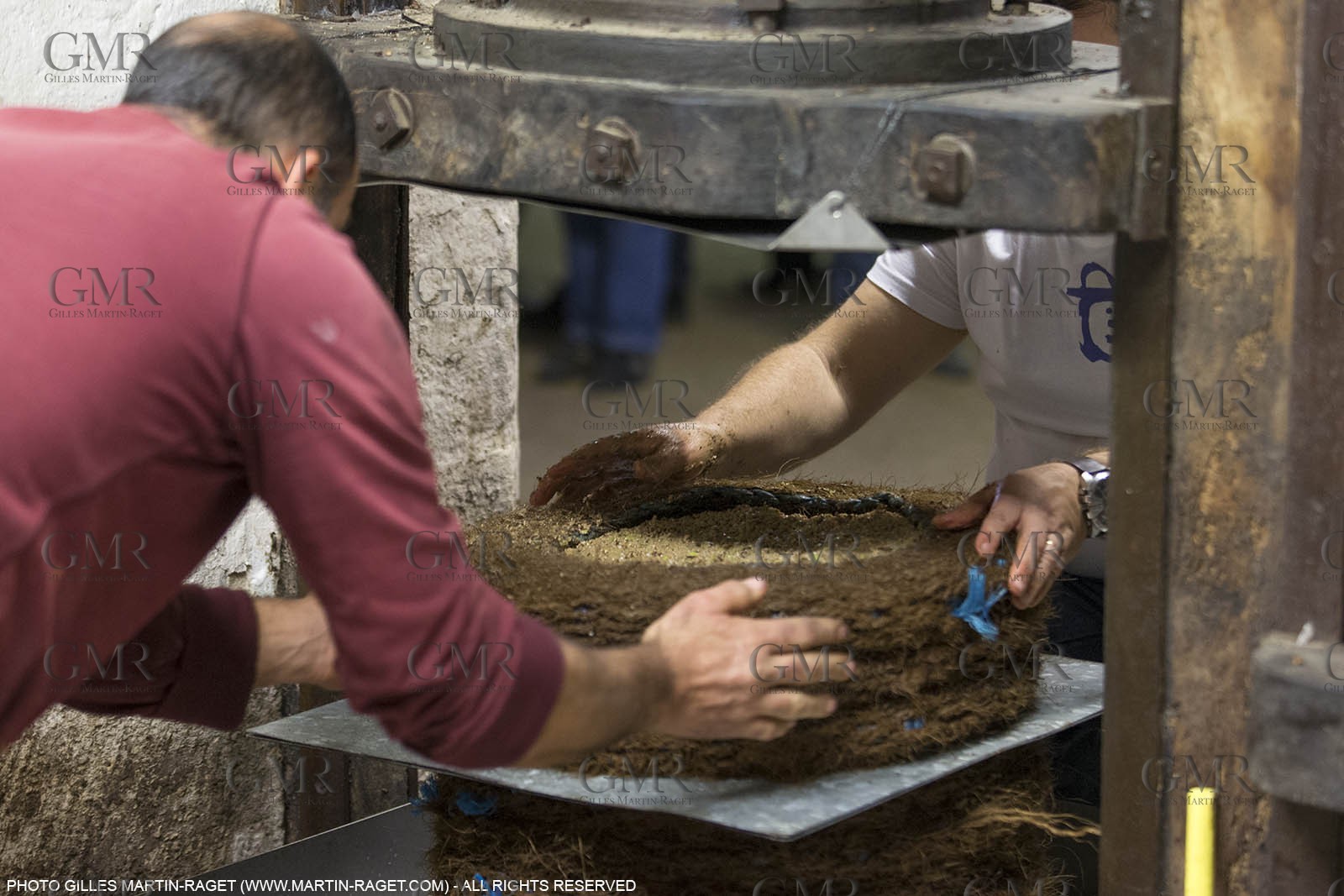 14 11 2015, Saint-Etienne du Grès (FRA,13), traditional making of olive oil at La Croix mill