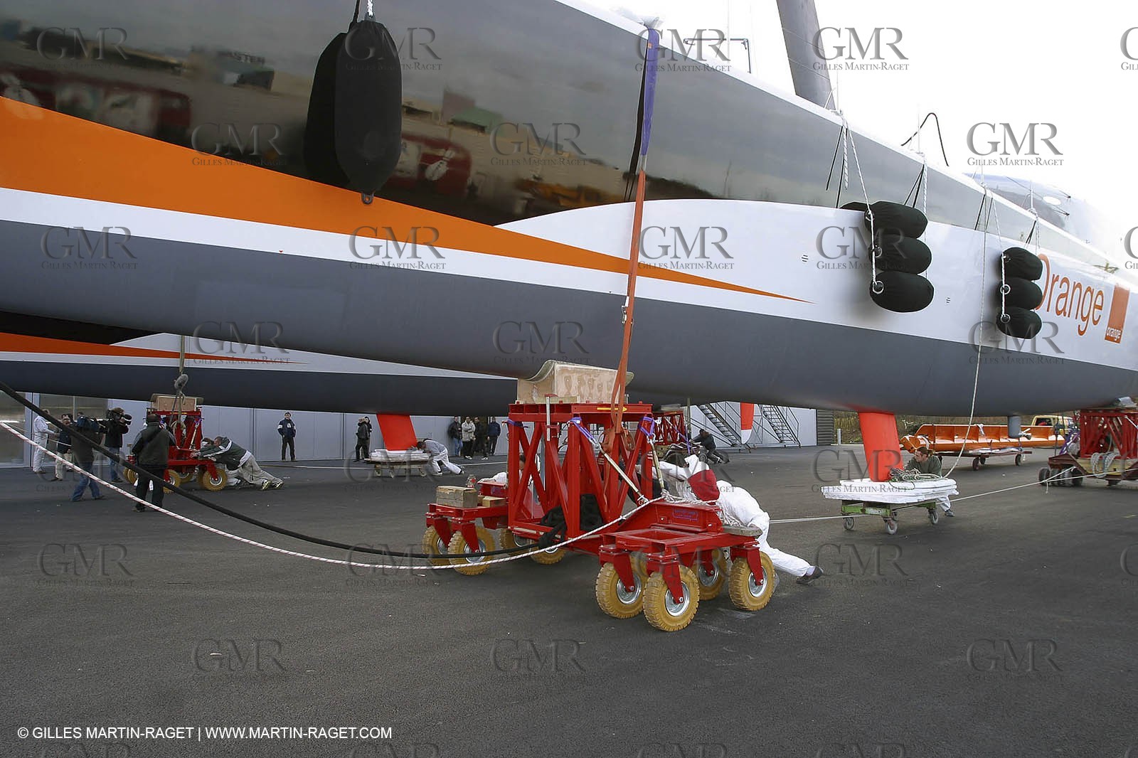 Vannes - Multiplast Boatyard - Orange II 1st go in the water