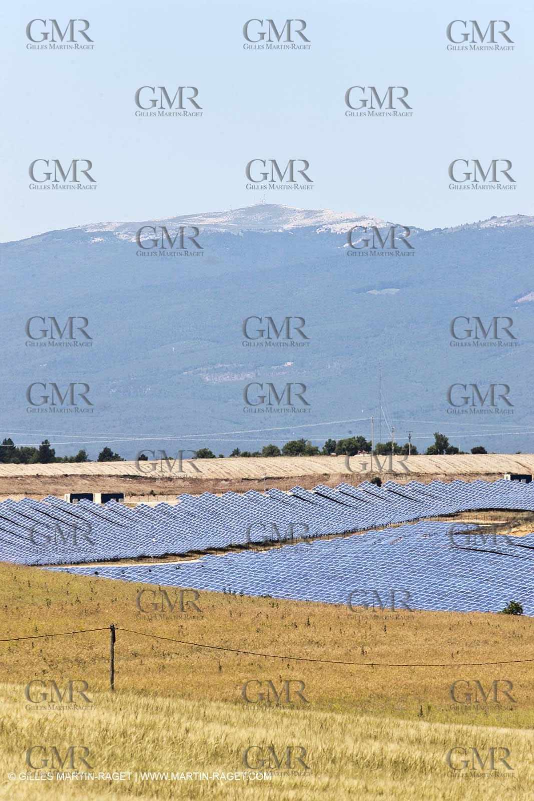 27 06 2011 - Puimichel (FRA, 04) - Solar far des Mées