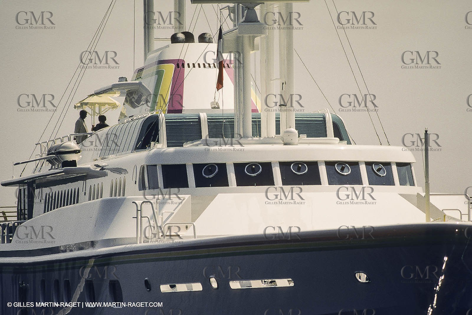 Powerboating, super Yachts