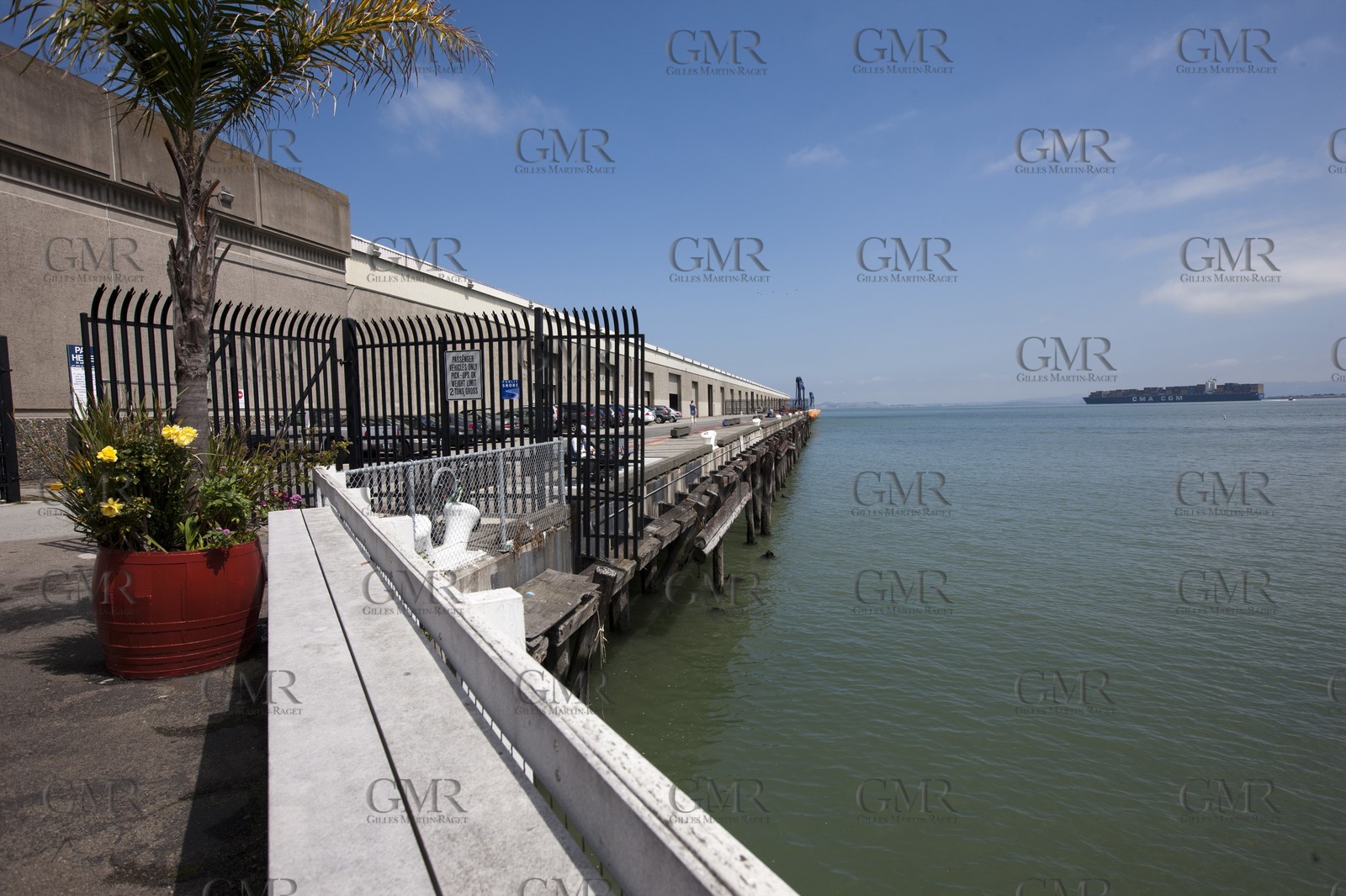 07 06 2011 - San Francisco (USA,CA) - 34th America's Cup - The Piers in their state of origin - Pier 27-29