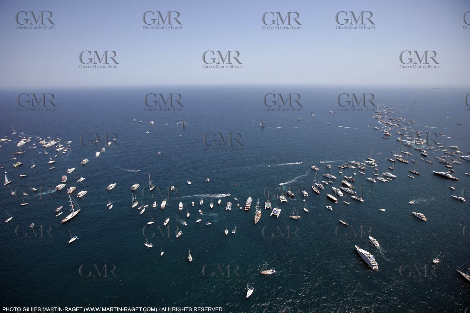 2' 06 2007-Valencia (Spain)- 32nd America's Cup - Final Match - Day 2