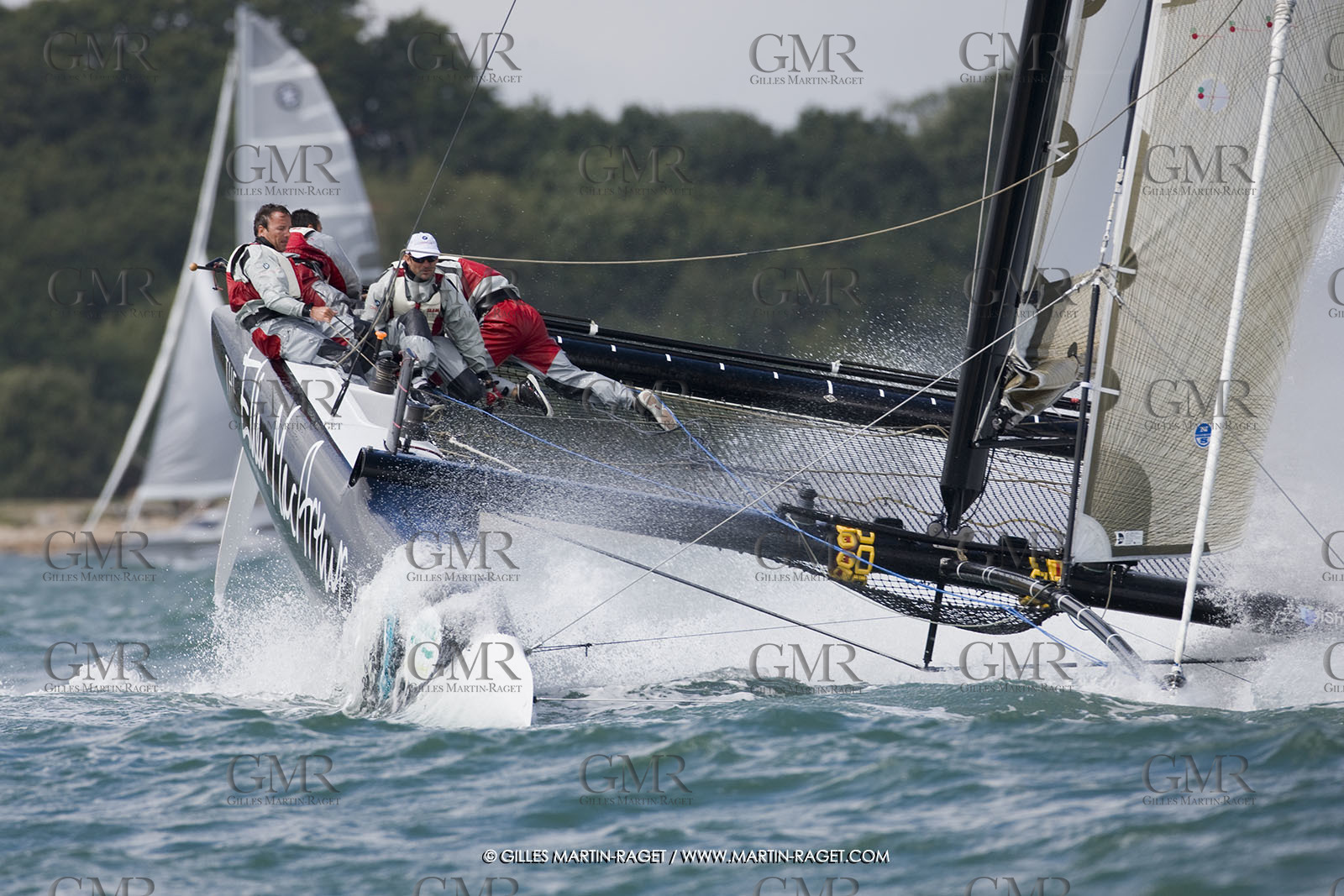 04 08 2008 - Cowes (UK, IOW) - BMW ORACLE Racing - IShare Cup Cowes - Racing Day 3