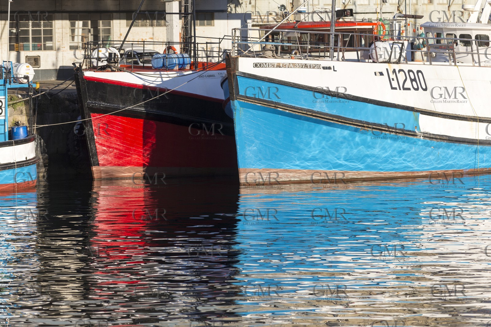 08 11 2014, Capetown (ZAF), Volvo Ocean Race 2014-15, Team Alvimedica, Nursing the boat