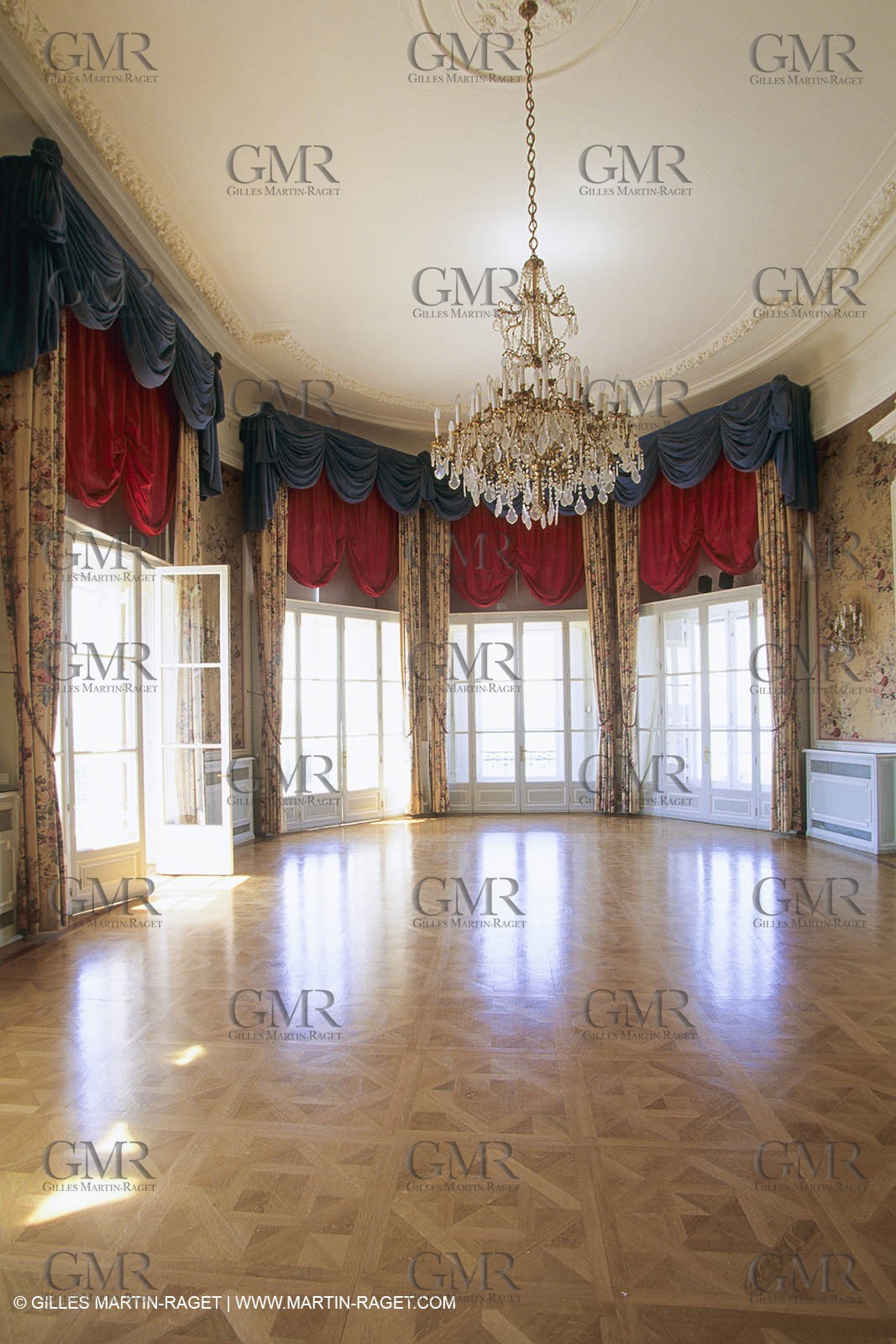 Marseille historical heritage (check keywords for more infos)