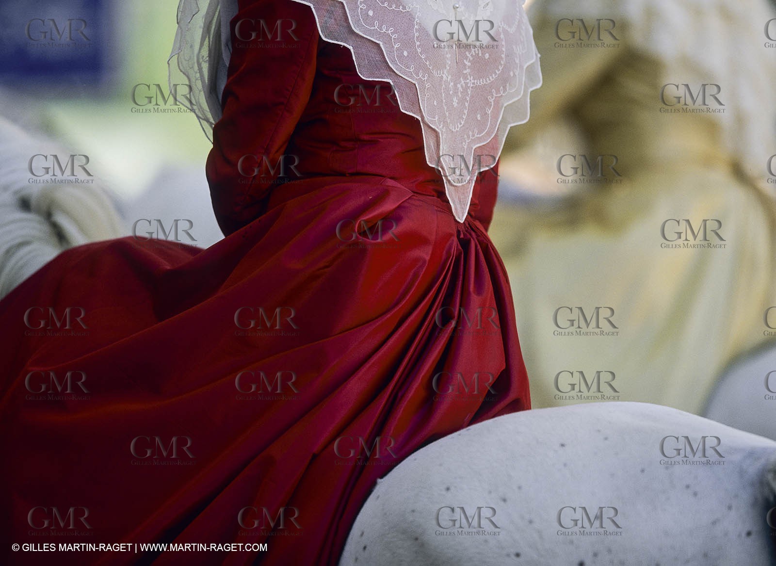 Arles (FRA,13) - Costume from Arles Fest