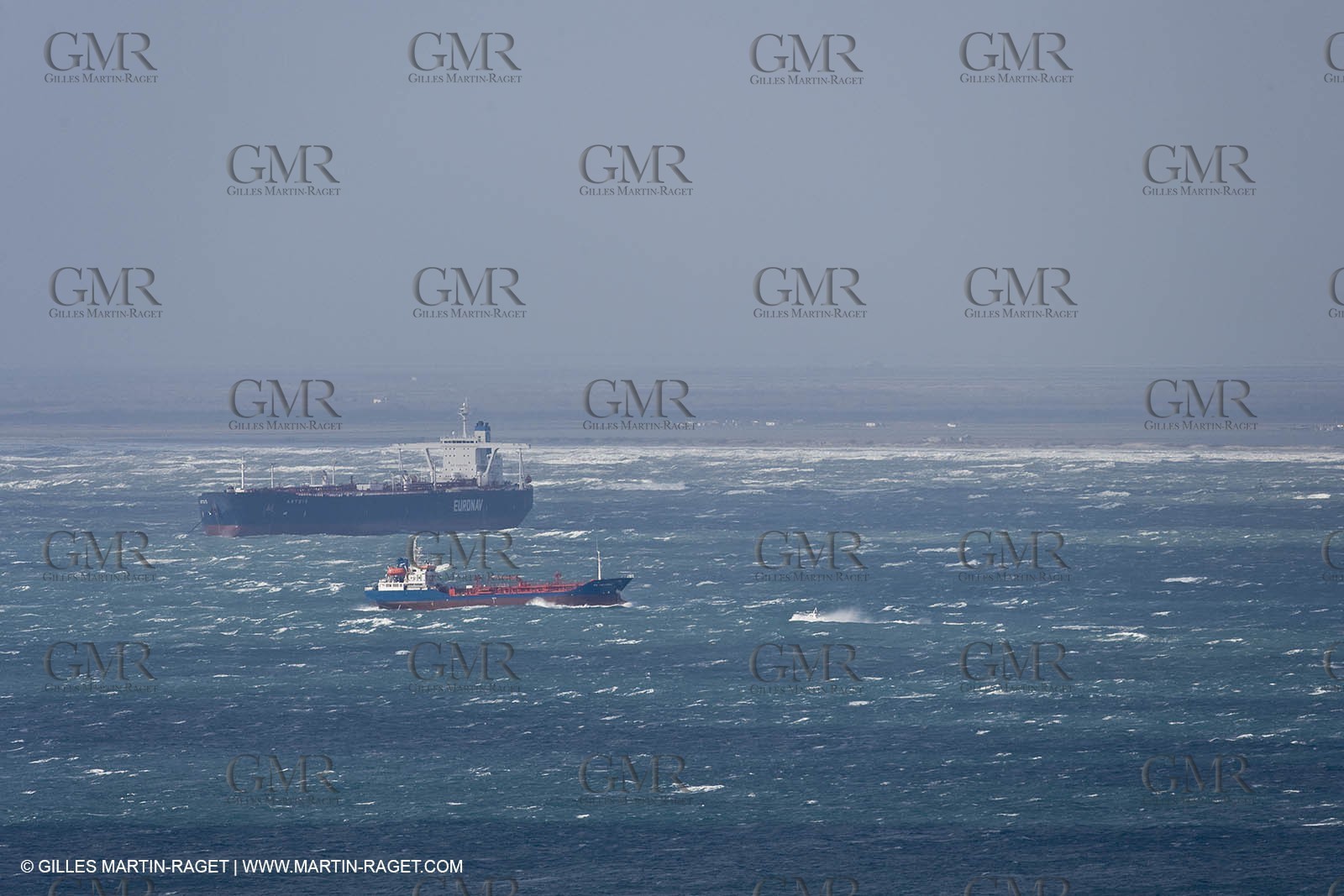 03 01 2008 - Fos sur Mer (FRA, 13) - Esaterly gale