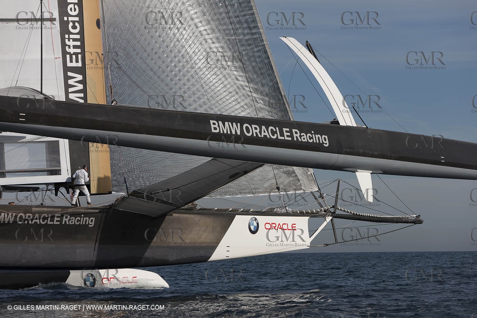 19 01 2010 - Valencia (ESP) - 33rd America's Cup - BMW ORACLE Racing - Boat preparation