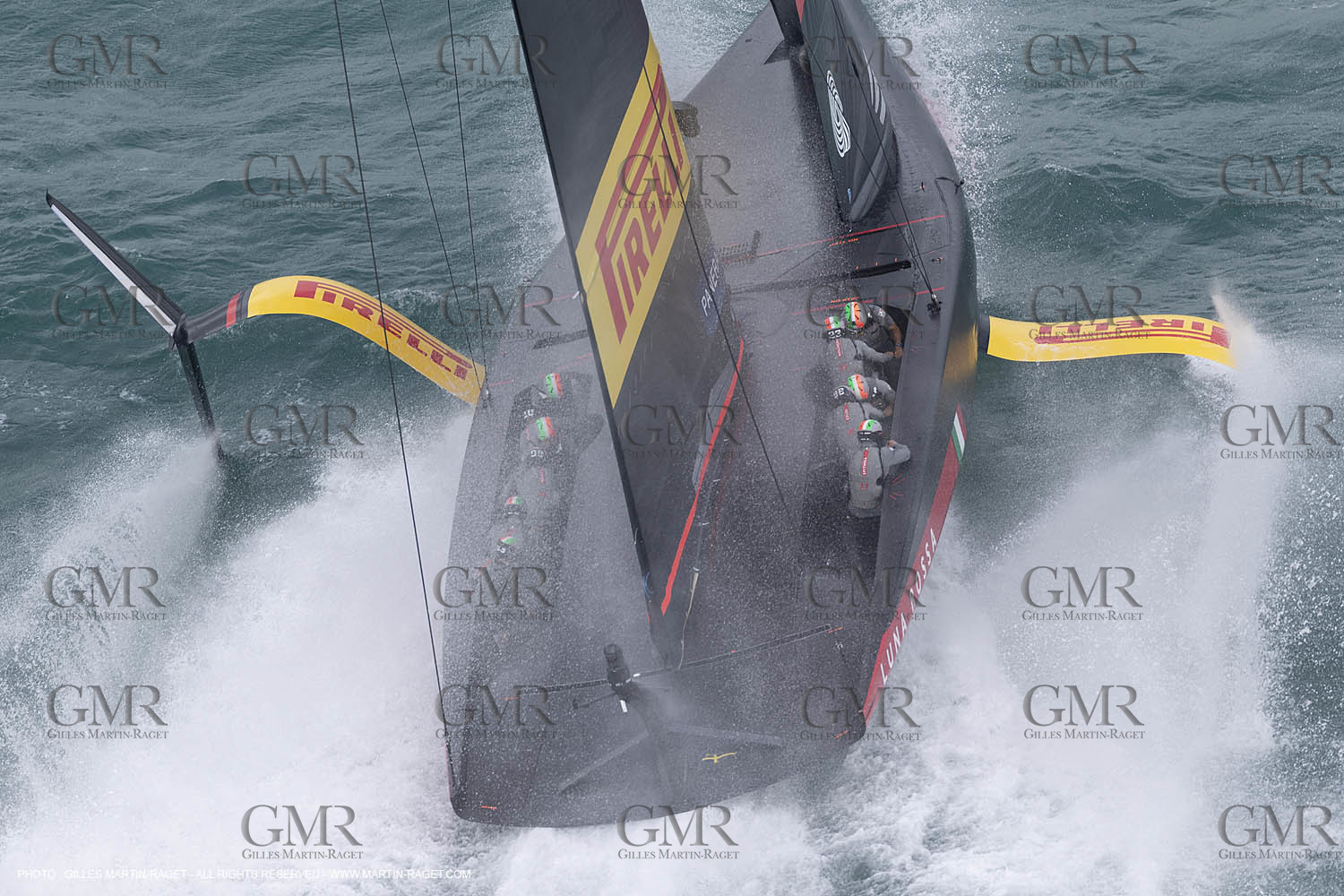 10 12 2020 - Auckland (NZL) - 36th America's Cup - Practice Sessions - Day 2 -Luna Rossa Prada Pirelli Team