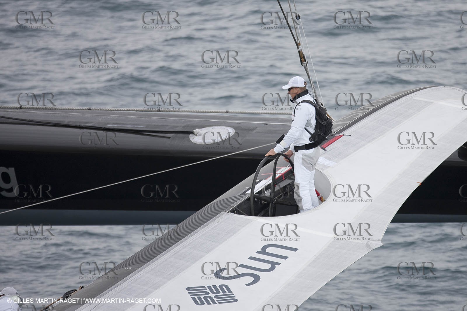 06 02 2010 - Valencia (ESP) - 33rd America's Cup - BMW ORACLE Racing - Last preparation day