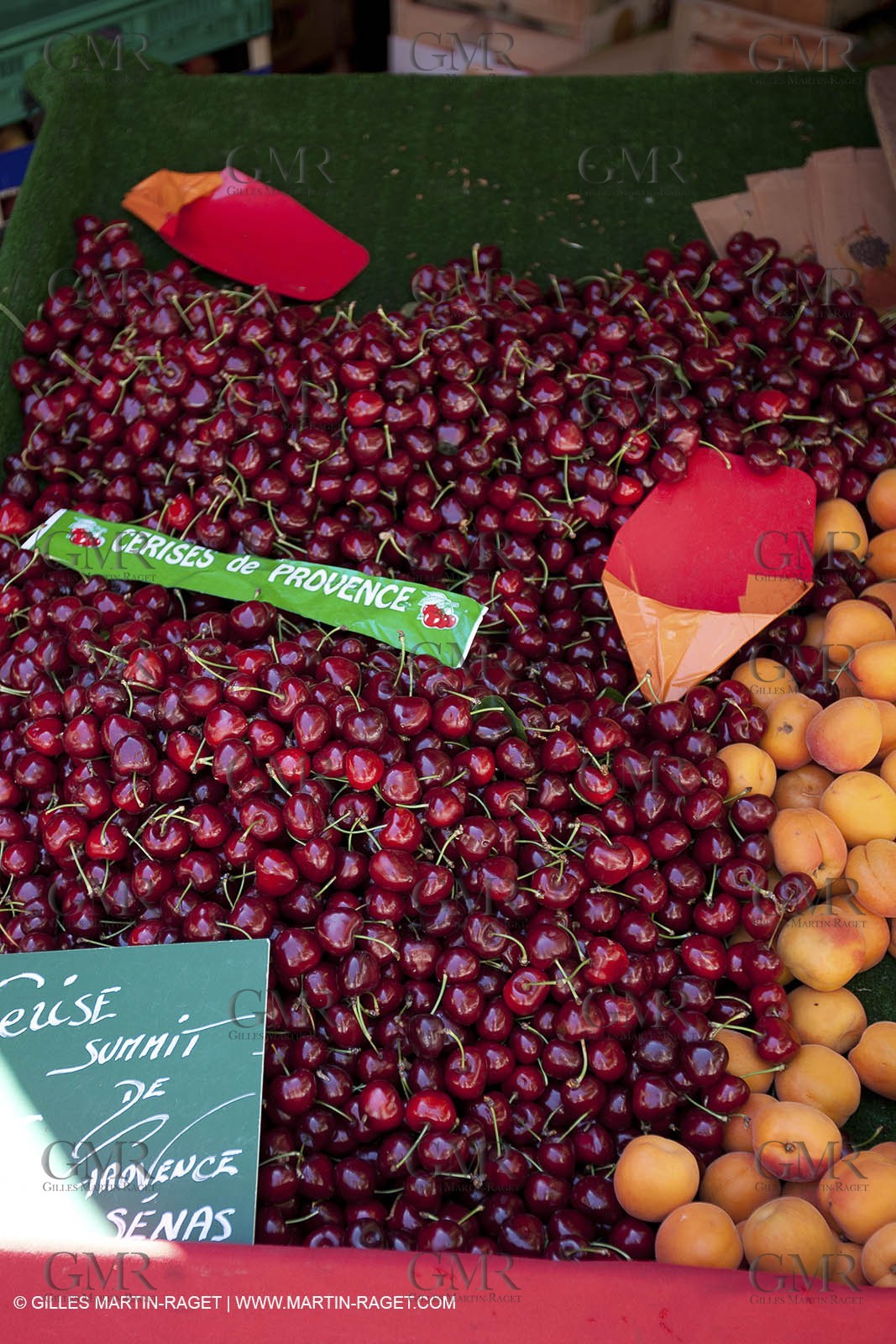 09 06 2012 - Aix en Provence (FRA,13) - the markets