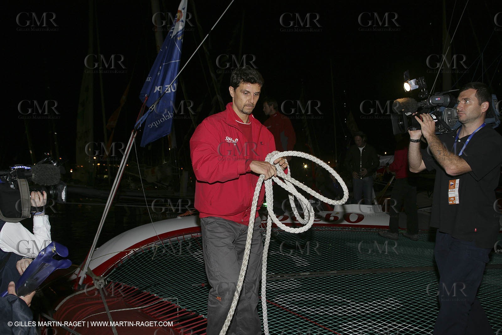 27 10 2006 - Saint Malo (FRA) - Route du Rhum 2006 - Thomas Coville - Sodeb'O - Lock passage