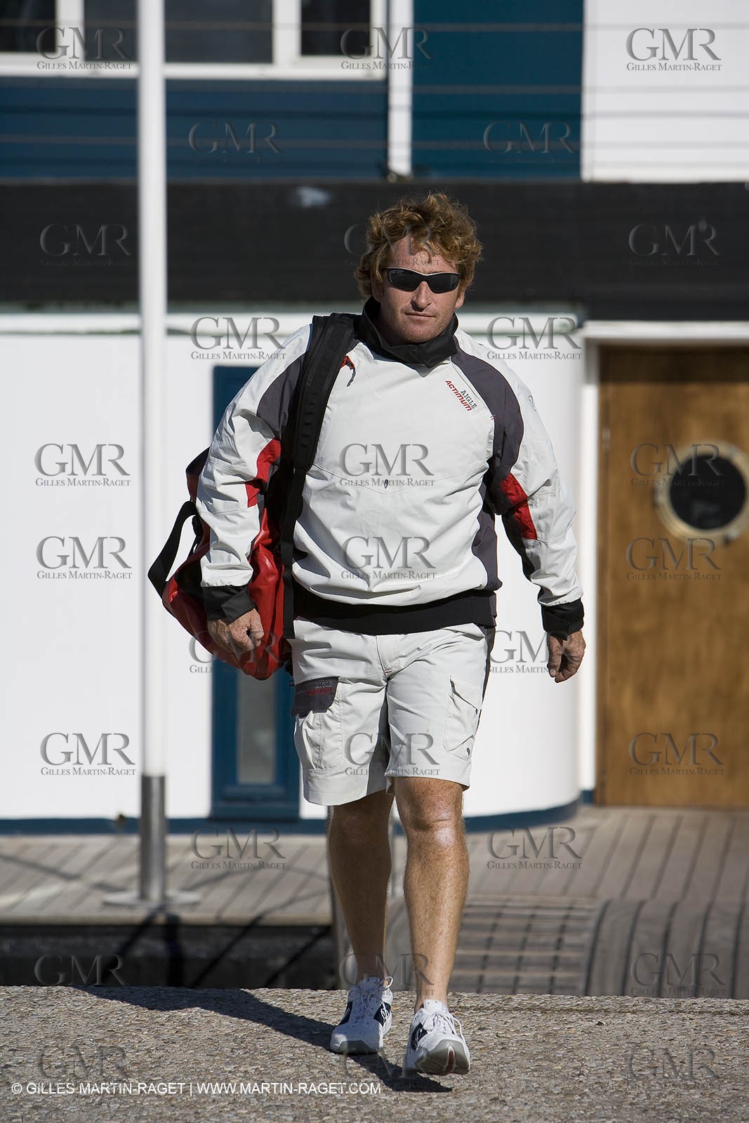 28 09 2007 - Marseille (FRA, 13) - Aigle Marine weather clothing showed in action by salors Marc Emig et Luce Molinier