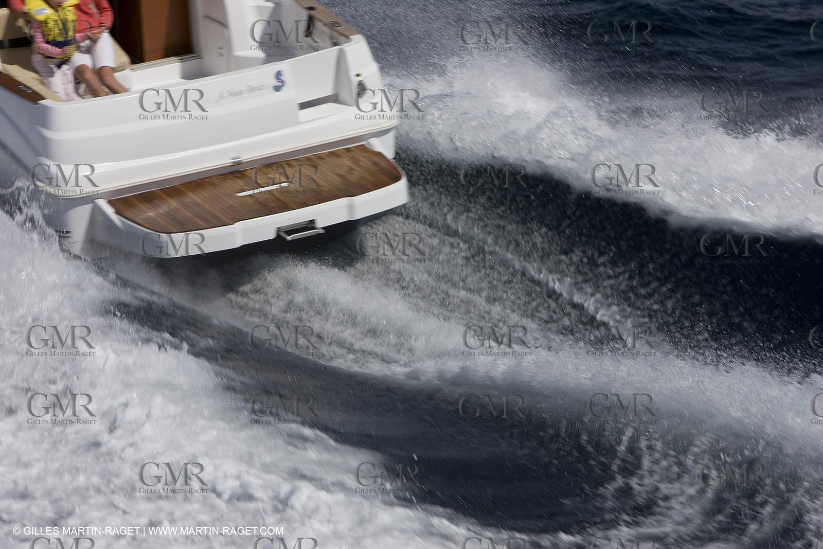 15 04 2008 - Porquerolles (Fra, 83) - Beneteau - Antares 8