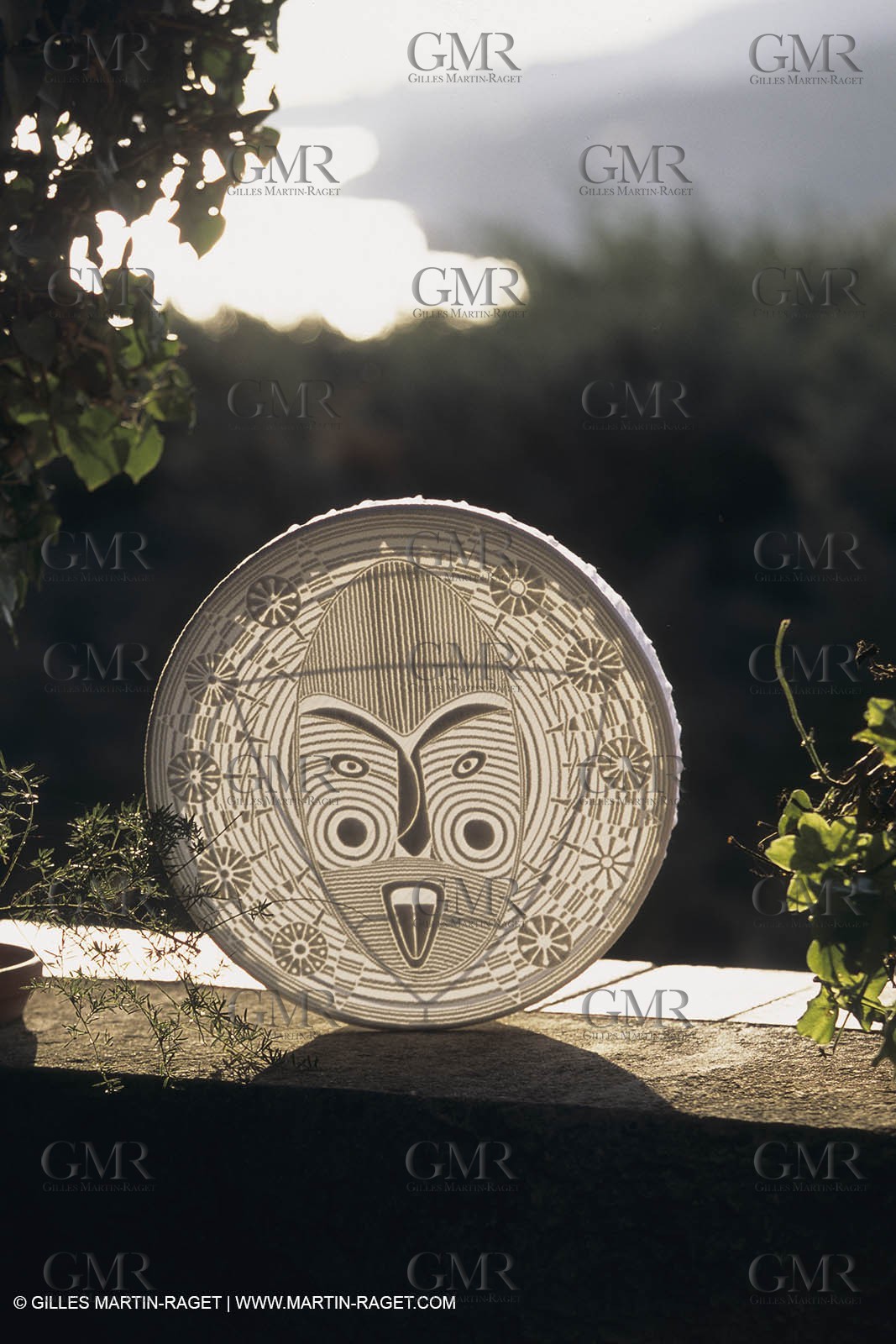 France, Provence, Traditions, Boutis et piqués, traditional cloths from Provence