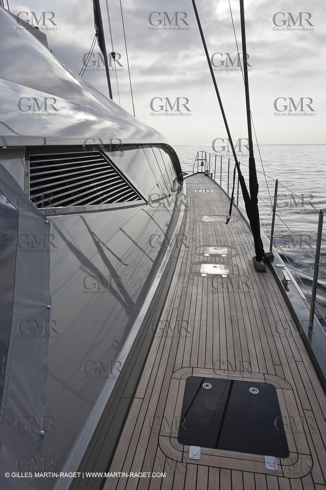 25 02 2011 - La Ciotat (FRA,13) - Super Yachts - Chantier H2X - Cartouche