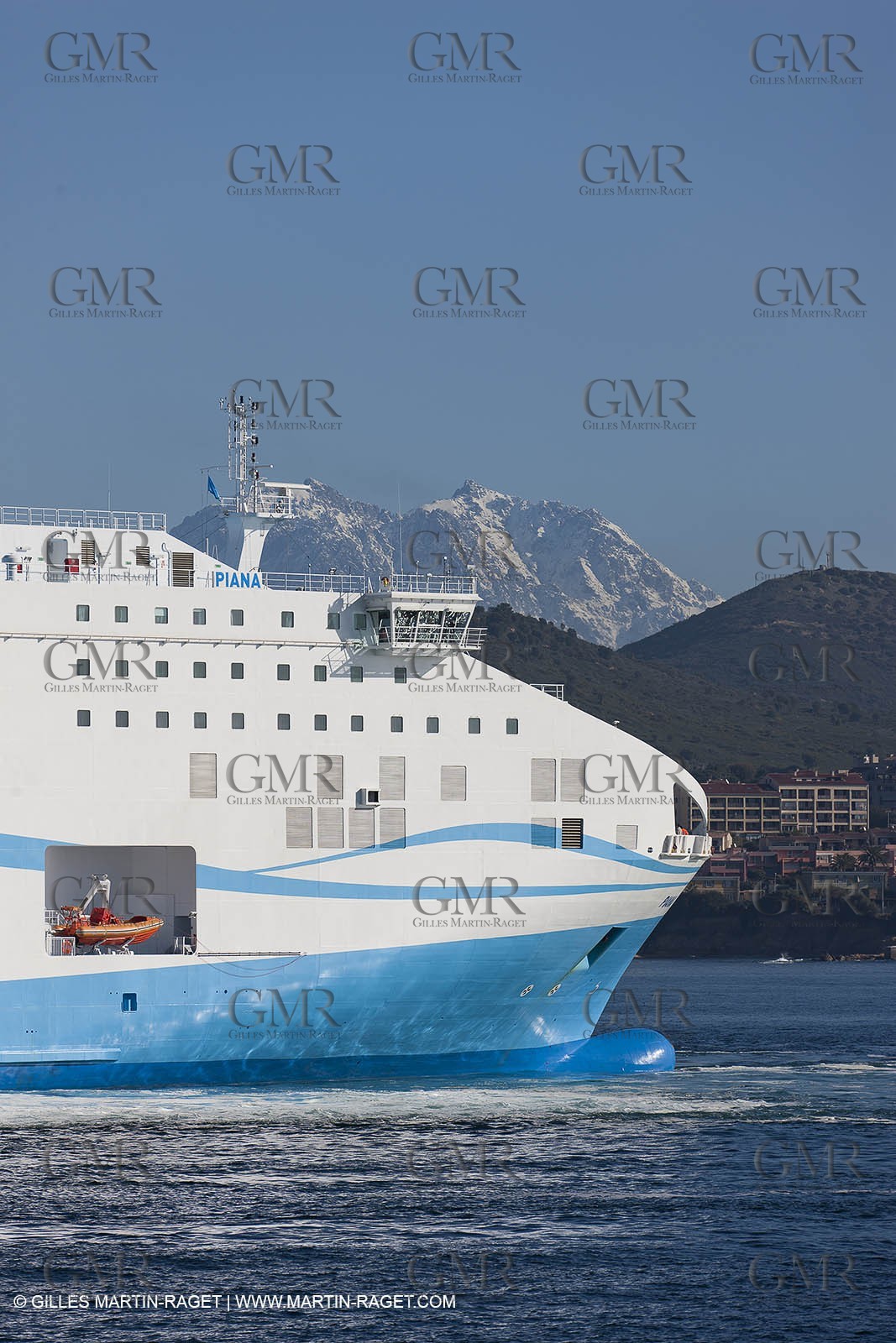 16 02 2012 - Ajaccio (FRA, Corse) -  La Méridionale shipping company- Piana at Ajaccio