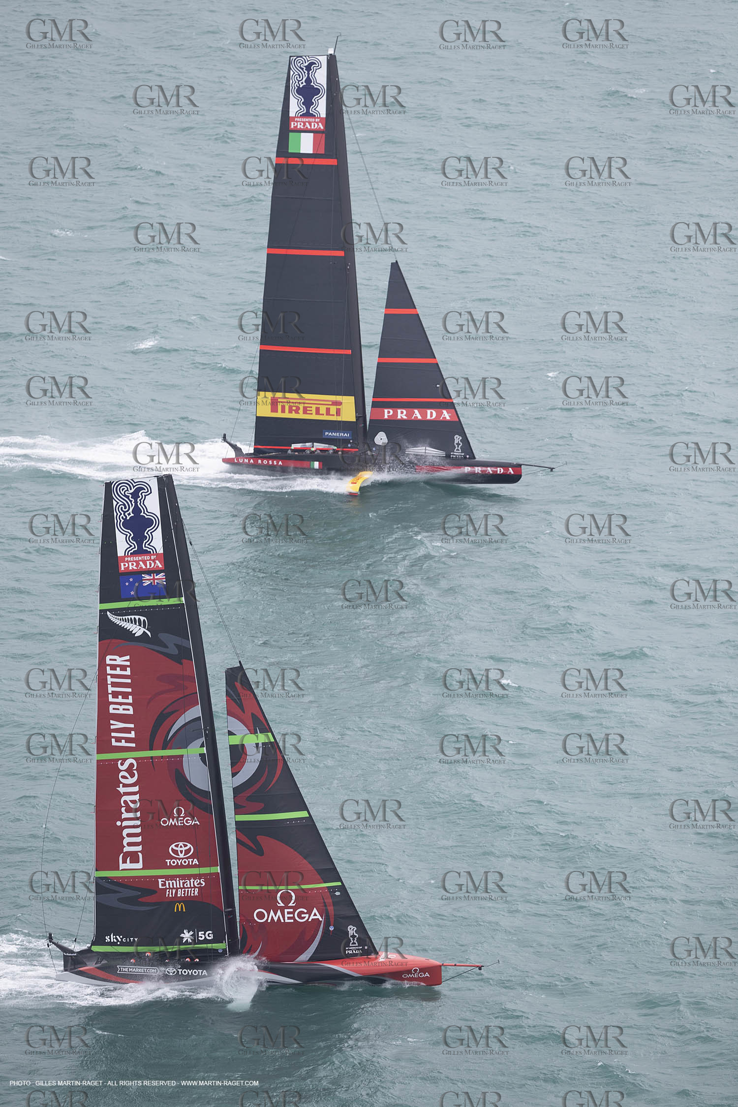 10 12 2020 - Auckland (NZL) - 36th America's Cup - Practice Sessions - Day 2 - Emirates Team New Zealand and Luna Rossa Prada Pirelli Team