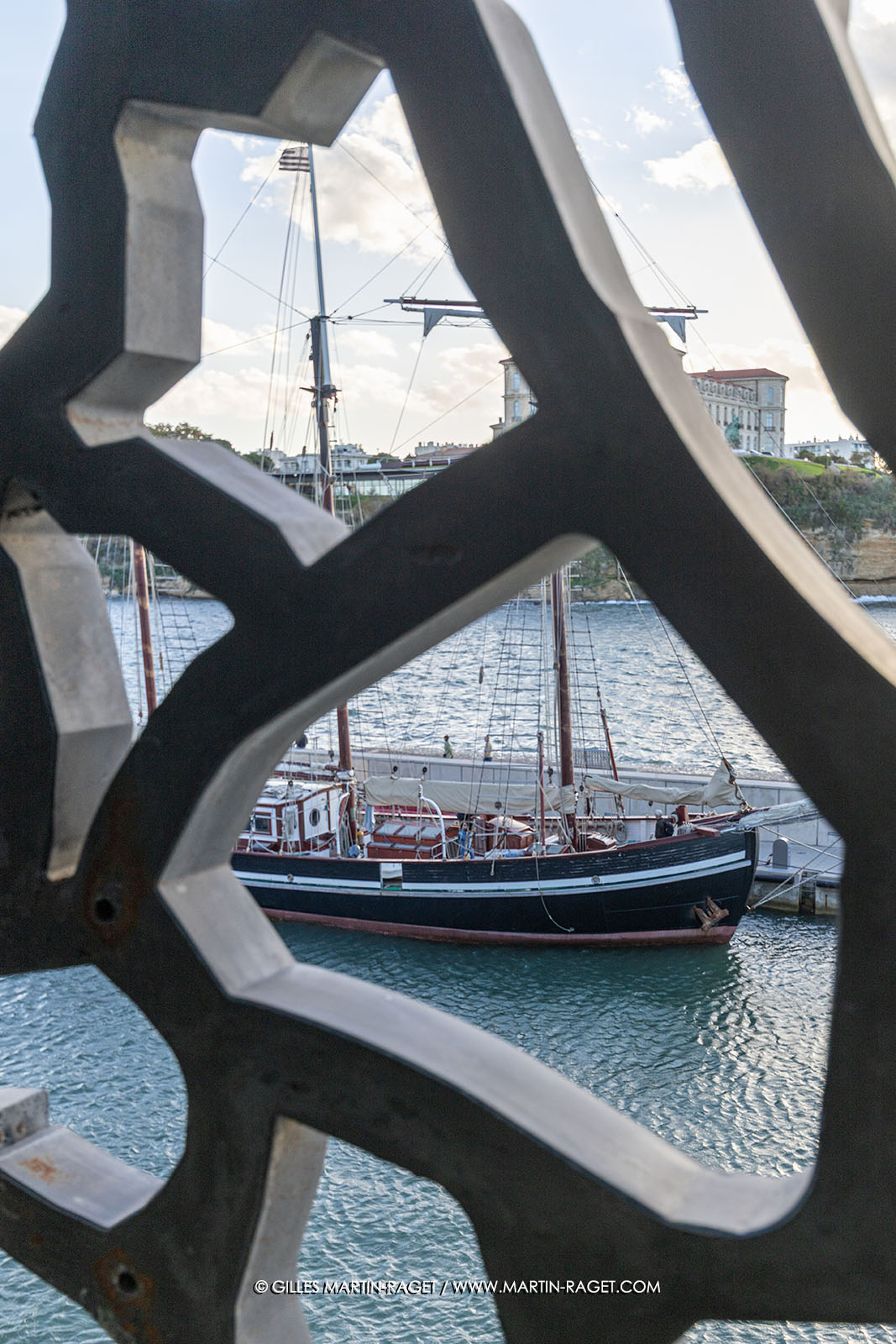 23 10 2025, Marseille (FRA), MED25 - Armada pour la Paix - Le Bel Espoir ammaré au Mucem