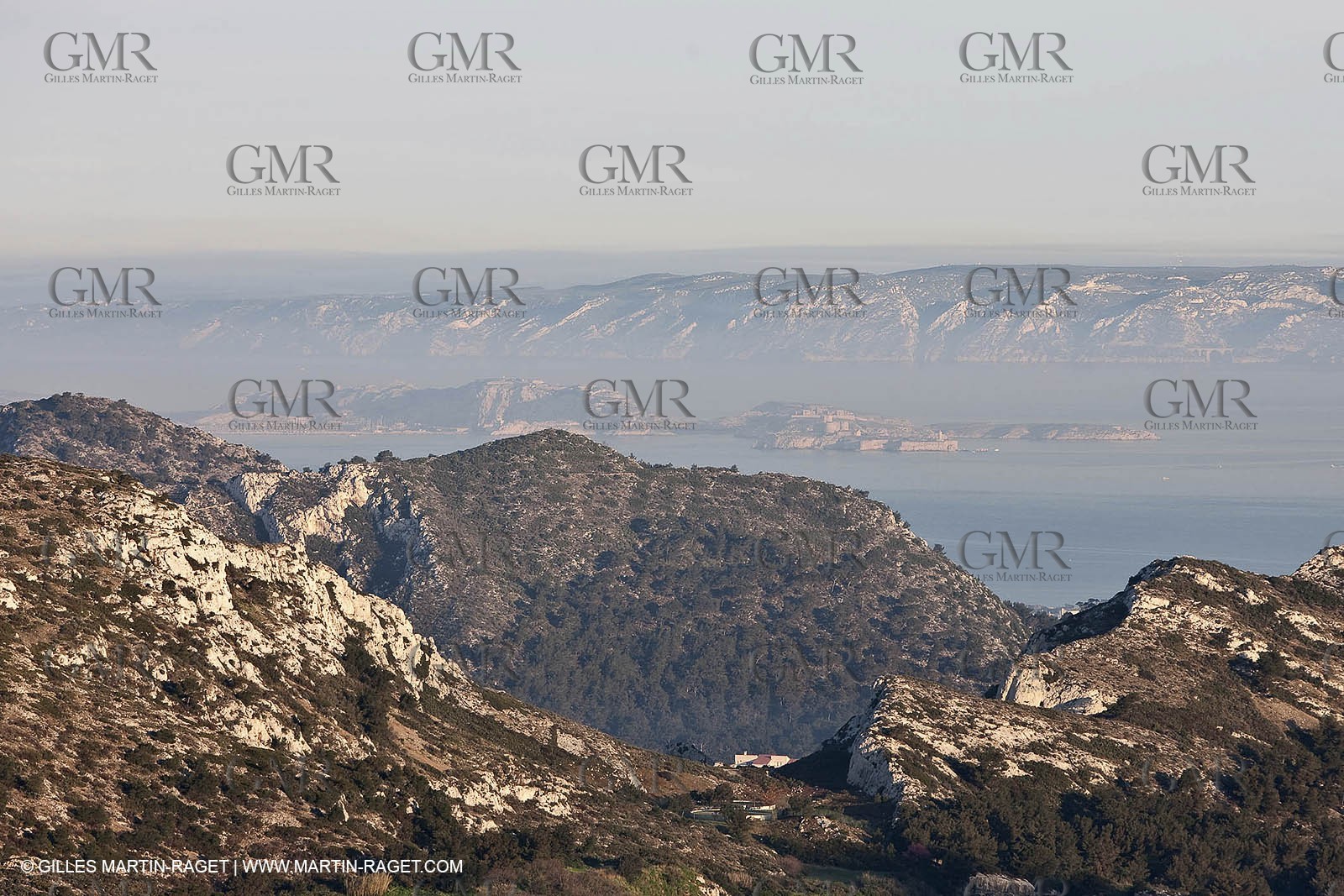 04 04 2009 - Marseille (FRA, 13) - Les Calanques - La Cayolle hills, Frioul archipelago and Bleu cost seen from the Baou Rond (Sormiou heights)