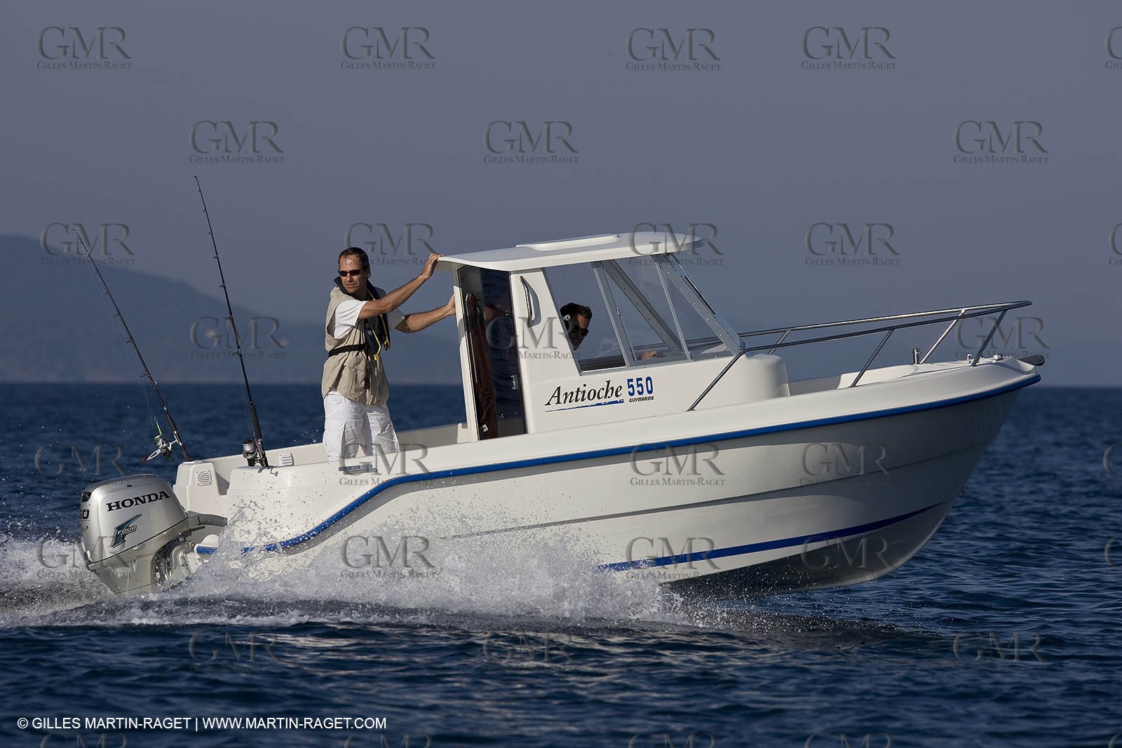 19 06 2008 - Le Lavandou (FRA,83) - Honda Marine 4 stroke outboard engines 2008 line