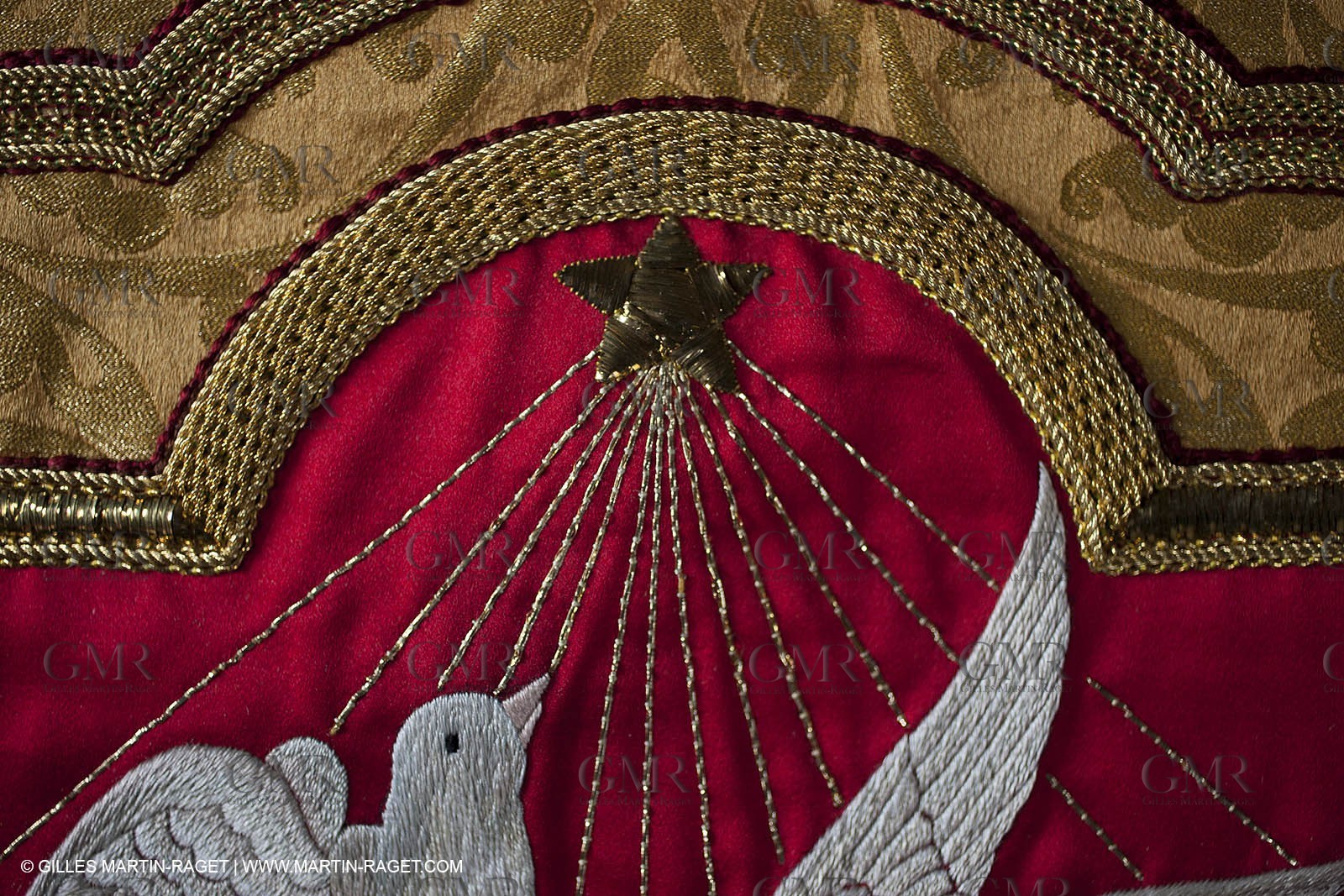 04 02 2013 - Marseille(FRA,13), Notre Dame de la Garde, liturgical clothing