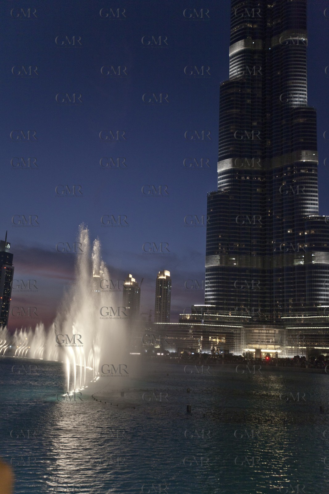 21 11 2010 - Dubai (UAE) - Tour Burj Dubai