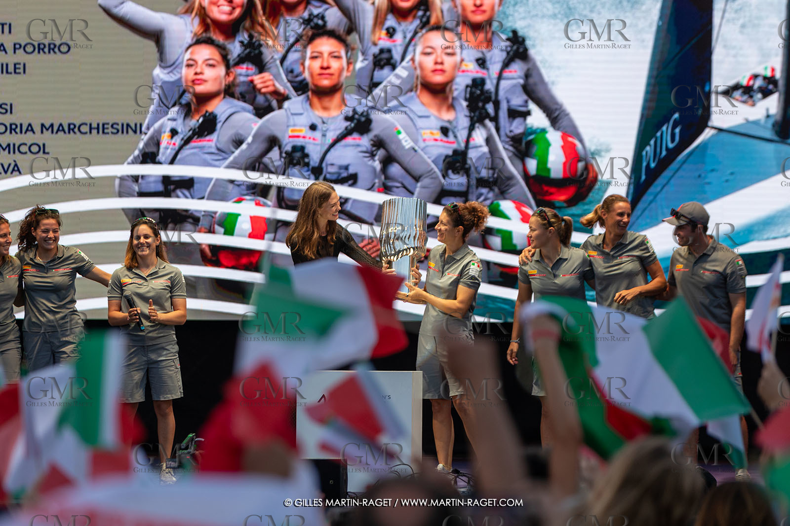 13 10 2024, Barcelona (ESP), Louis Vuitton 37th America's Cup, Final Match, Race Day 2, Puig Women America's Cup Prizegving