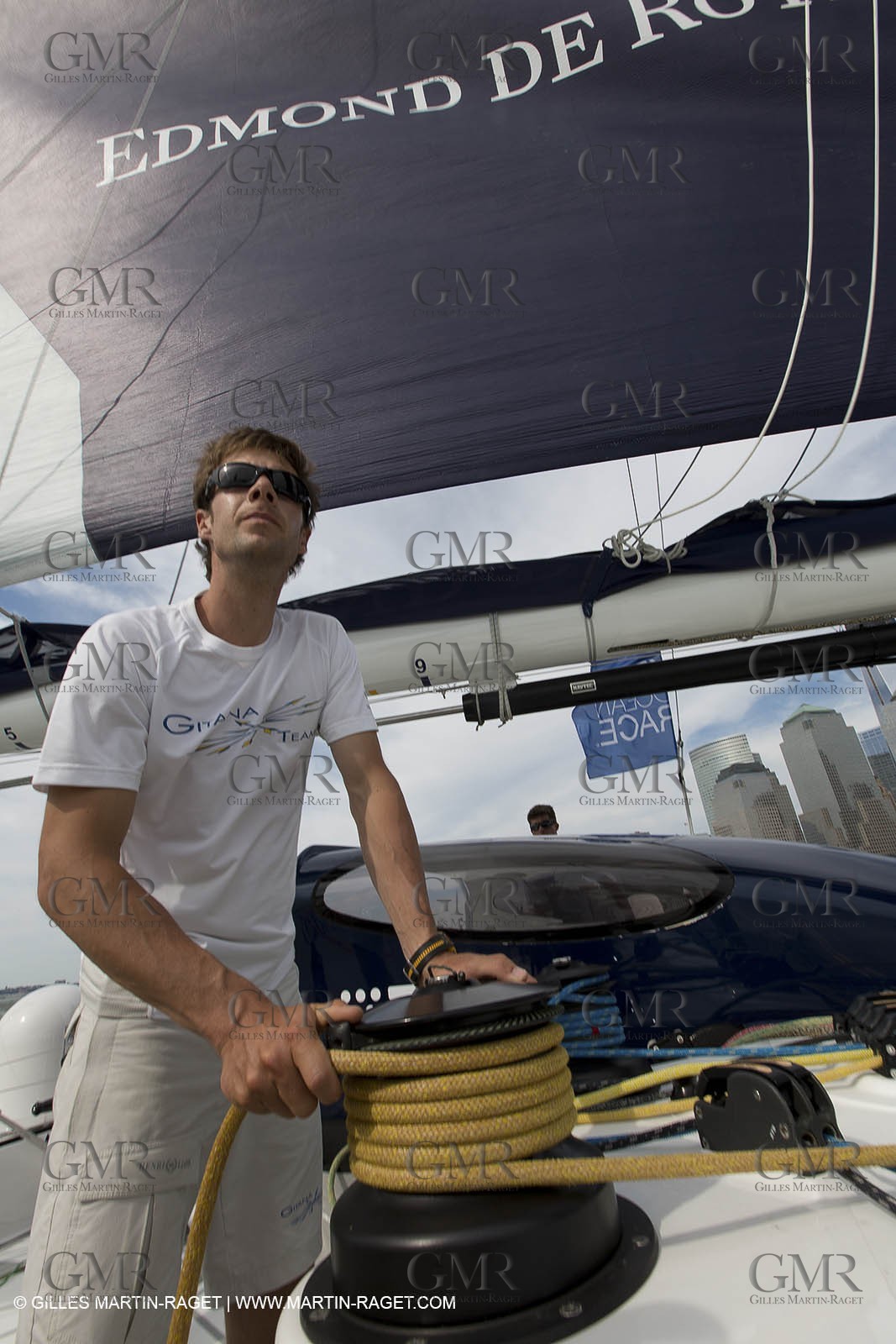 05 07 2012 - New York (USA) - Ocean Krys Race - Speed runs in fornt of NY city