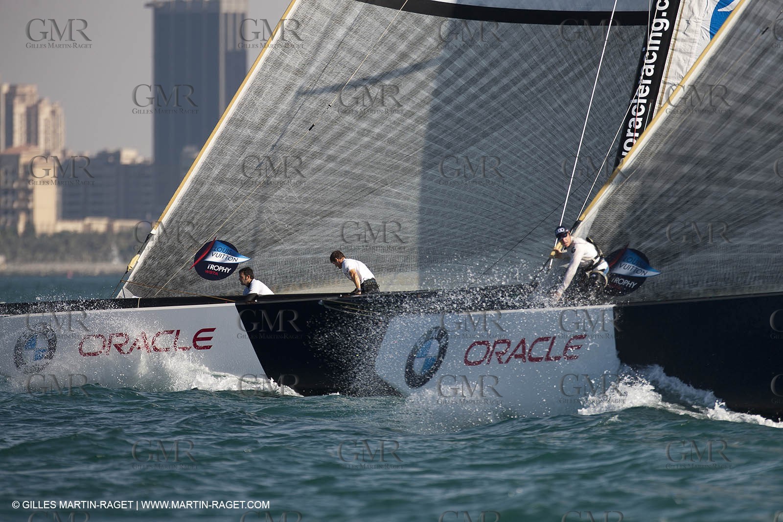 19 11 2010 - Dubai (UAE) - Dubai Louis Vuitton Trophy - Round 2 -  BMW ORACLE Racing Vs Synergy