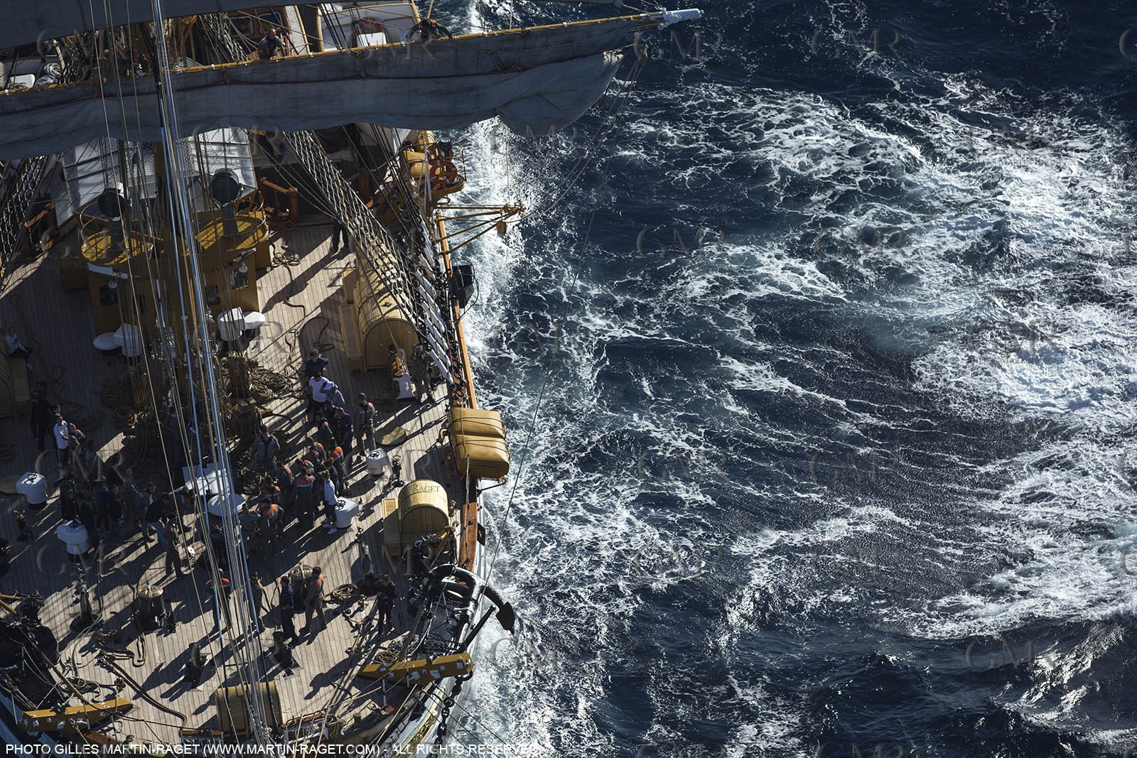 30 09 2013 - Toulon (FRA,83) - Toulon Voiles de Légende - Start towards La Spezia - Amerigo Vespucci