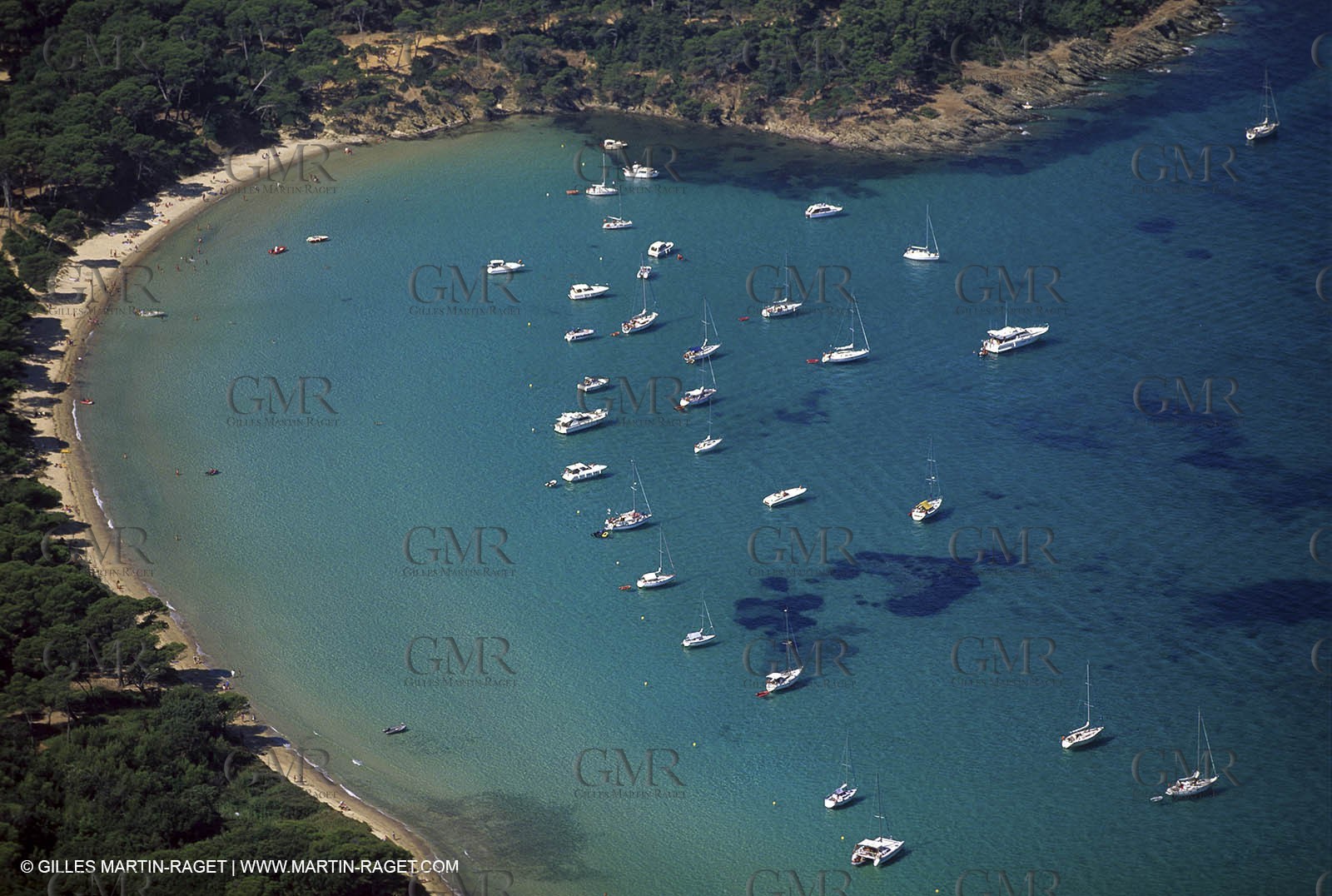 Porquerolles - Plage et mouillage de l'Alycastre