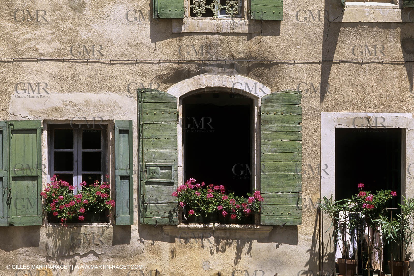 Saint Saturnin les apt (Fra,84)