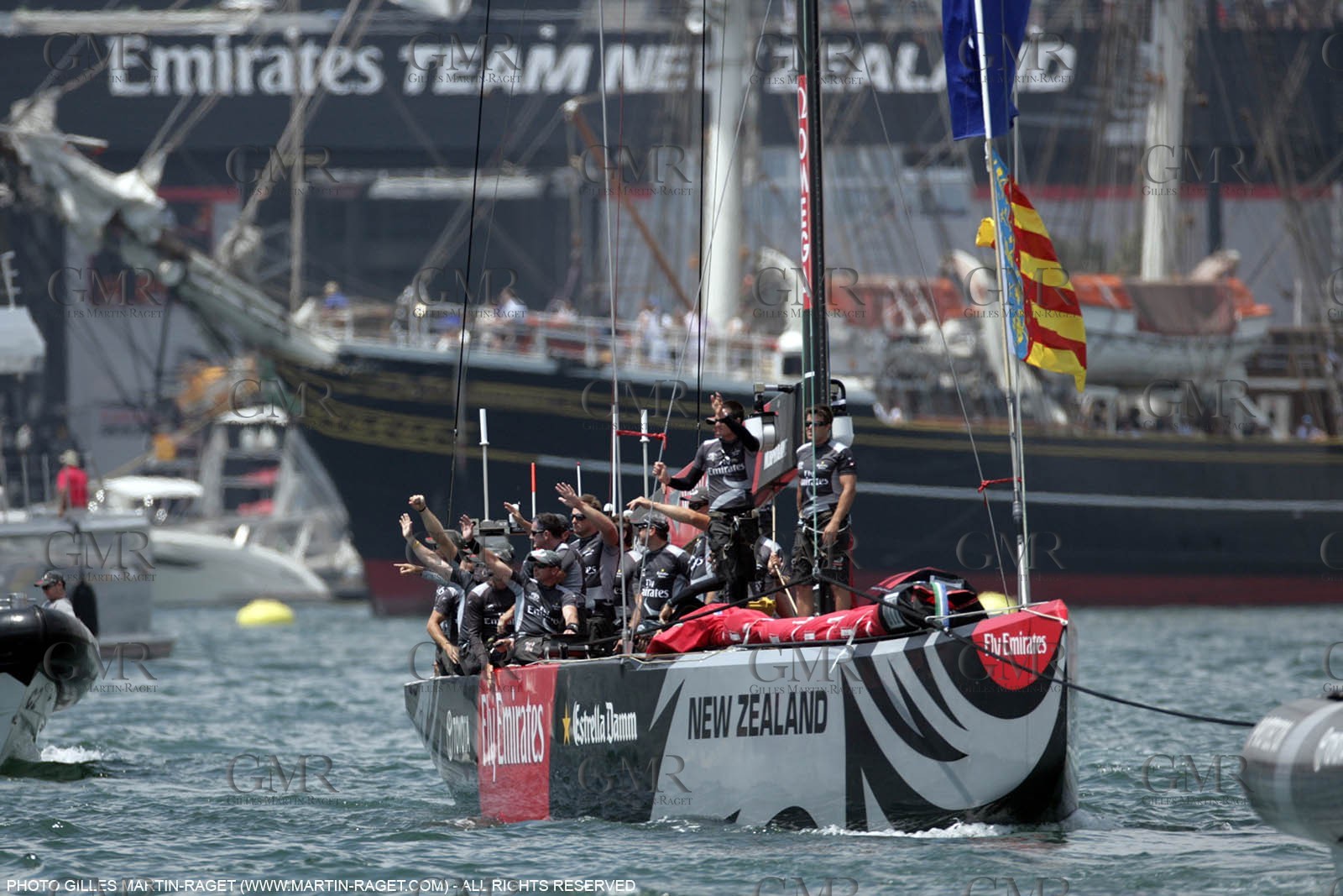 01 07 2007-Valencia (Spain)- 32nd America's Cup - Final Match - Day 7 - Alinghi vs Emirates Team New Zealand