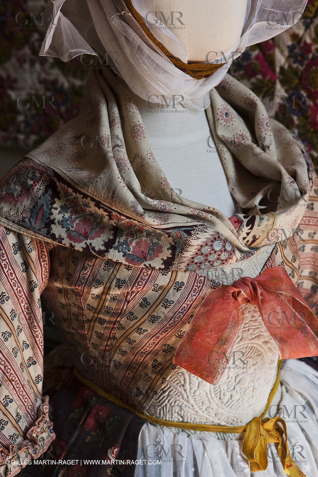 30 06 2011 - Toulon (FRA,83) - Villa Rosemaine - Indiennes sublimes exhibition