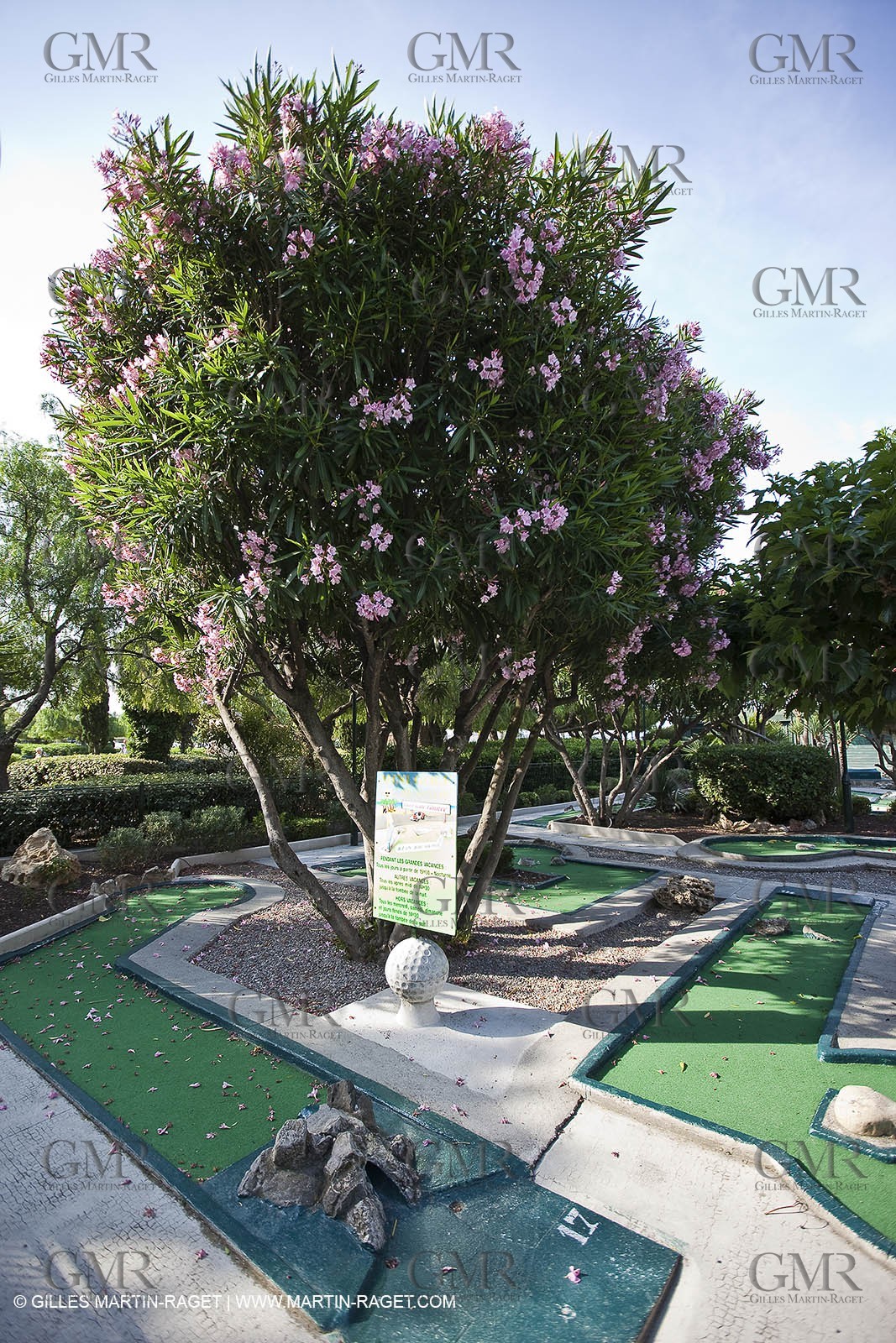 06 06 09 - Sanaray Sur Mer (FRA,83)