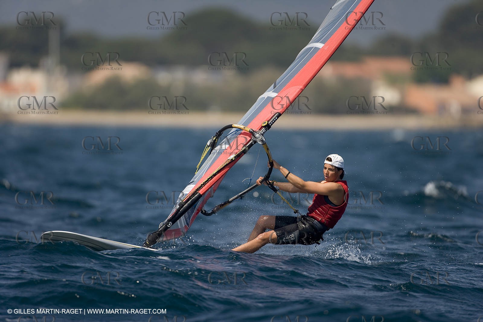 27 04 2007 - 2007 Semaine Olympique Française - Hyères (South of France) - Day 6 - Medal Race - Team France - RS:X : Picon Charline