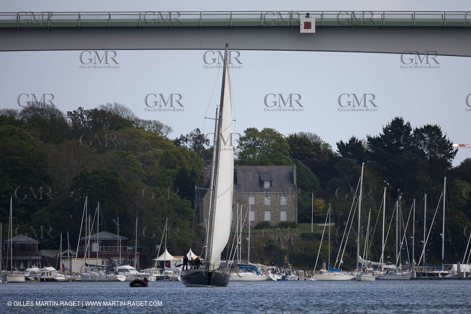 19 05 2010- Benodet (FRA,56)  -  Pen Duick VI  sailing in Odet river