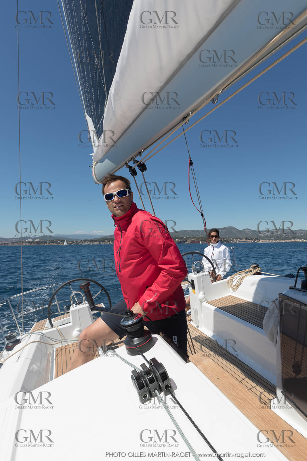 04 07 3017; Les EMbiez (FRA; 83) - Chantier Beneteau; Oceanis 38.1