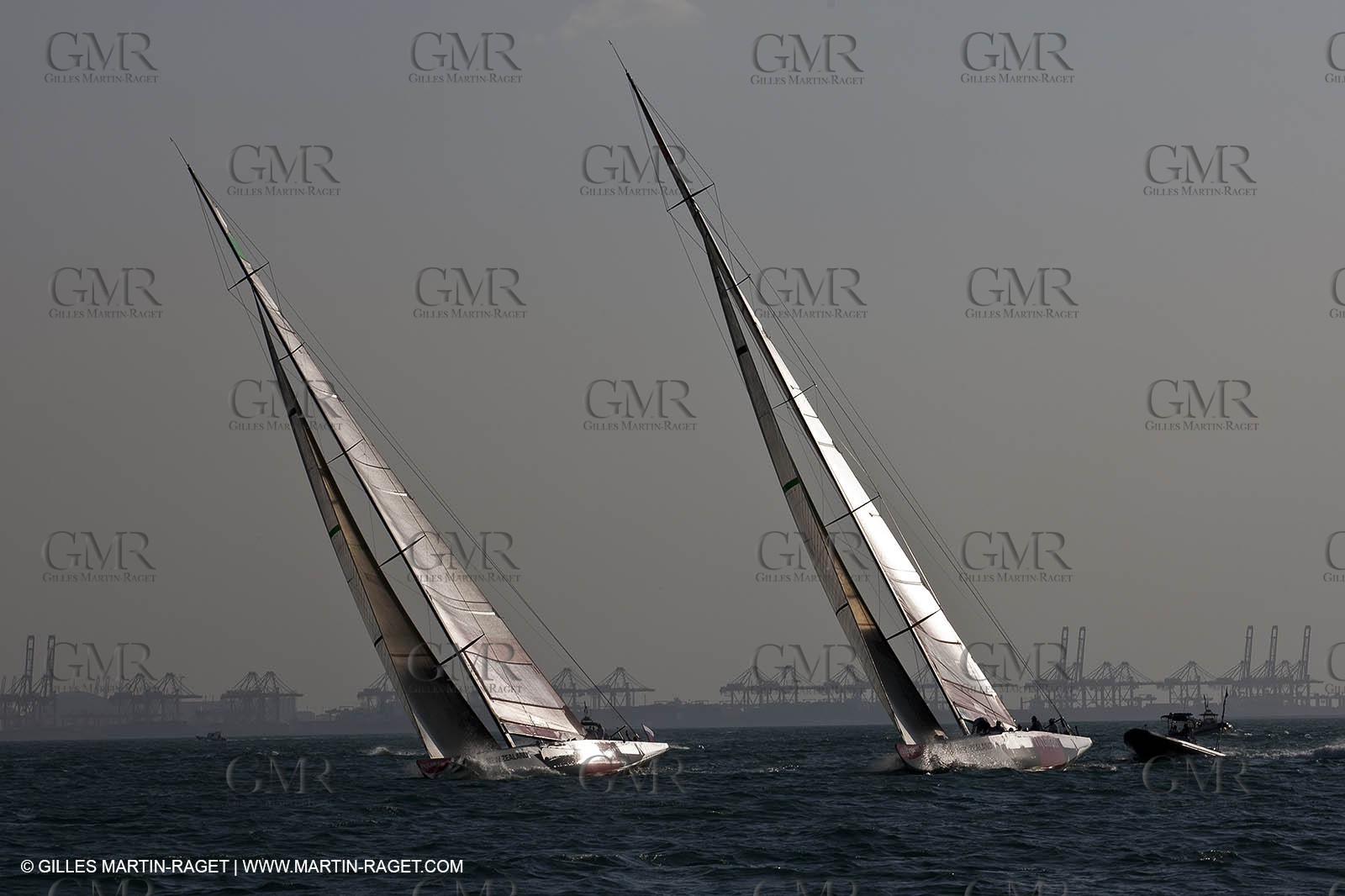 16 11 2010 - Dubai (UAE) - Dubai Louis Vuitton Trophy -  BMW ORACLE Racing Vs Synergy