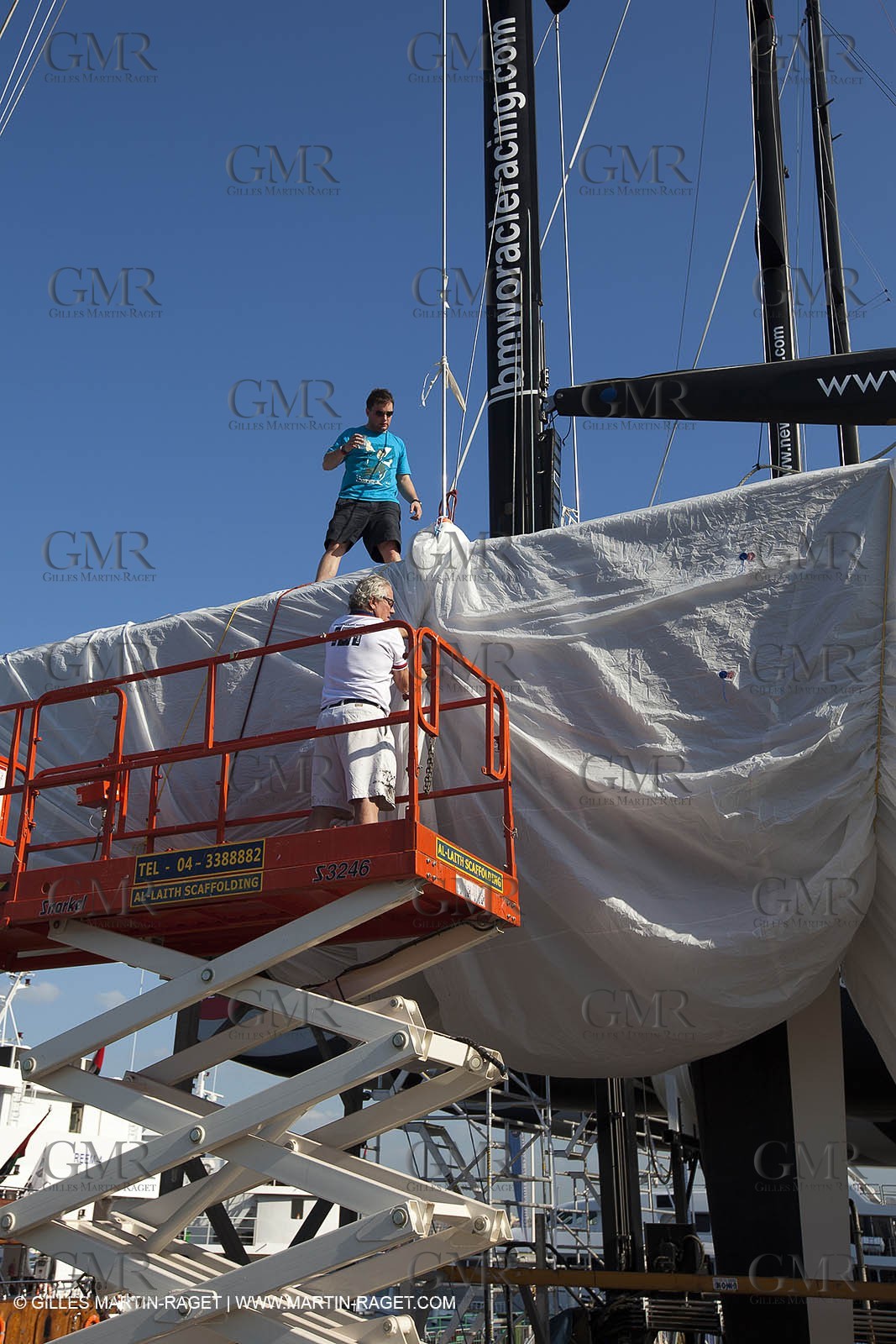 21 11 2010 - Dubai (UAE) - Dubai Louis Vuitton Trophy -  Round 2 - BMW ORACLE Racingg Vs Emirates Team New Zealand