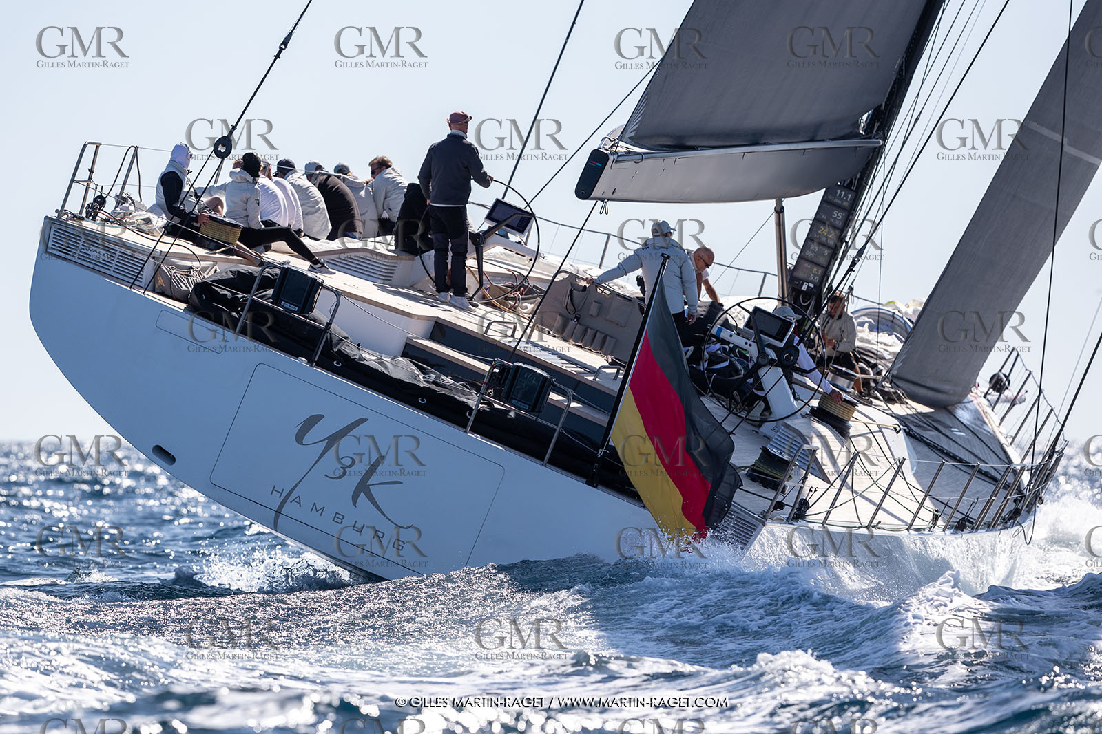 29 09 2024, Saint-Tropez (FRA), Les Voiles de Saint-Tropez 2024, Day 2, Trainings