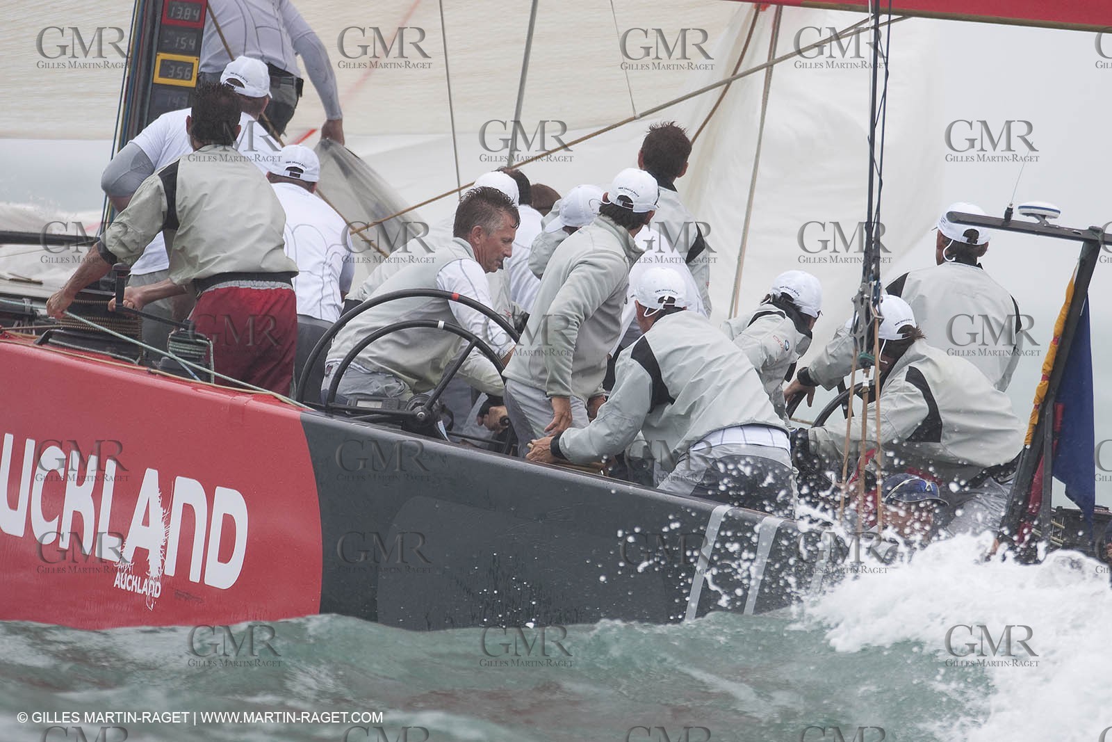 09 02 2009 - Auckland (NZL) -  Louis Vuitton Pacific Series -  Racing Day 9 - Round Robin 2