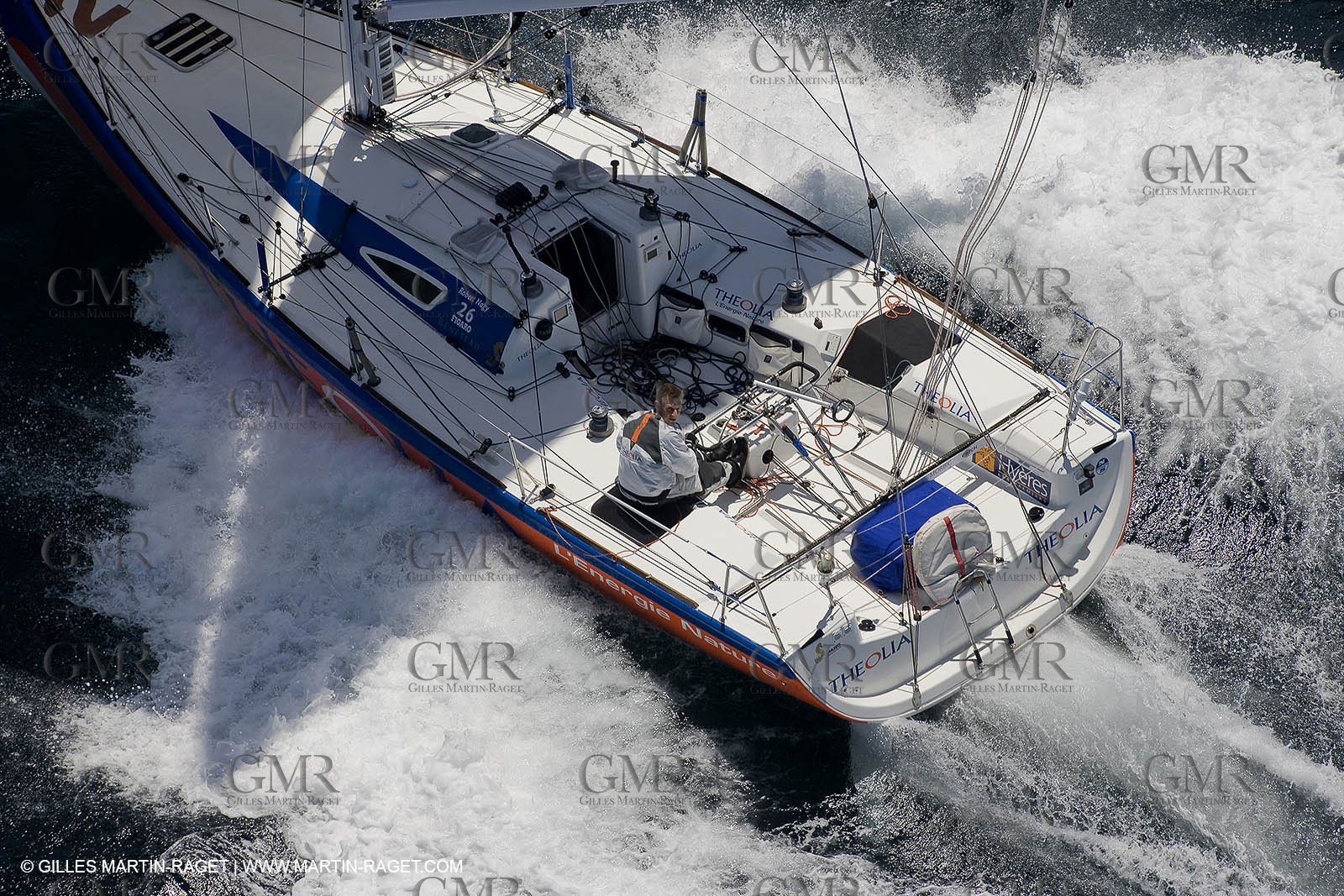 06-26-2007 - FIGARO II - THEOLIA - Skipper : Robert Nagy - Training off Marseille (south France) with strong wind conditions