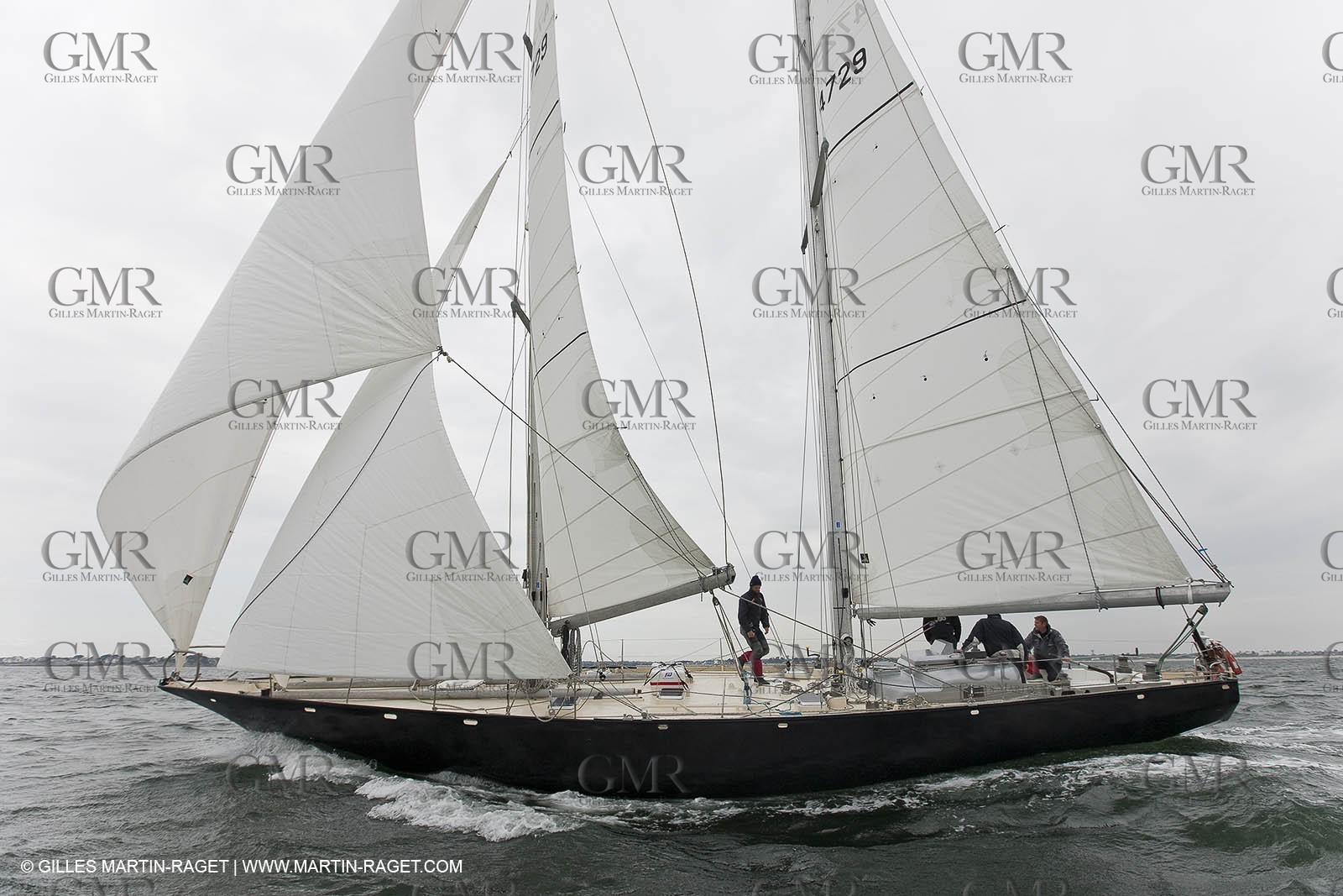 19 05 2010- Lorent- (FRA,56)  -  Pen Duick III