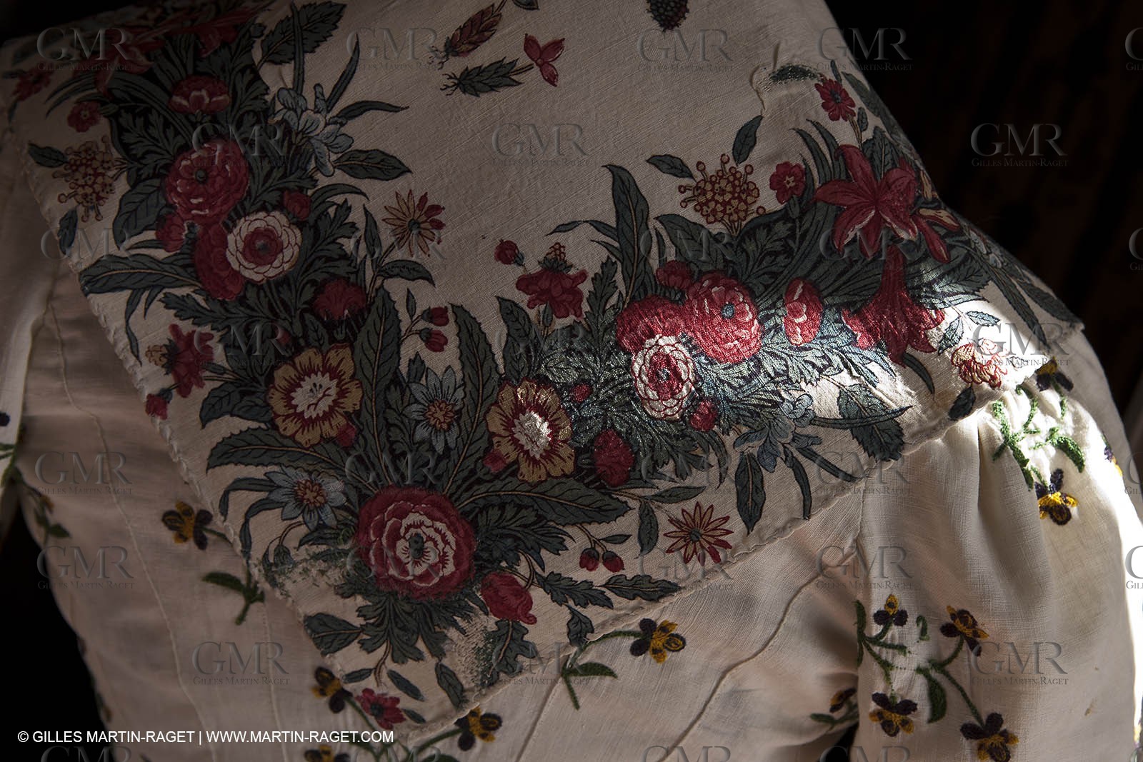 30 06 2011 - Toulon (FRA,83) - Villa Rosemaine - Indiennes sublimes exhibition