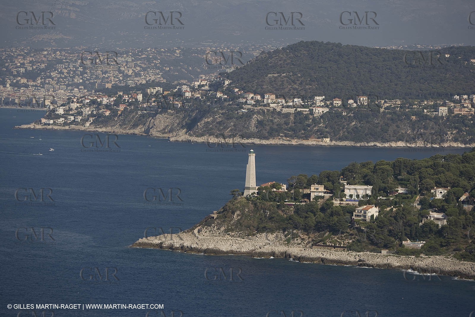 28 07 2007 - St Jean Cap Ferrat - SuperYachts - Motor Yachts - Hampshire